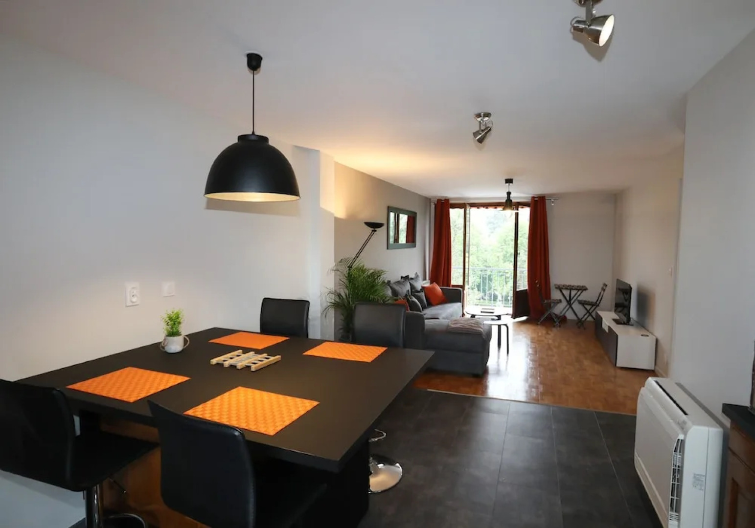 Le Grand Large in Annecy- lake view