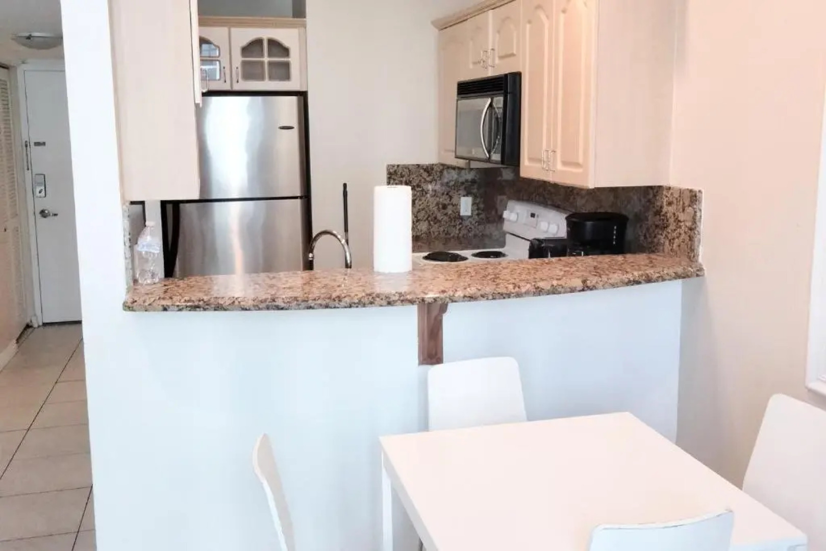 Miami Beach Apartments by Mia Rentals