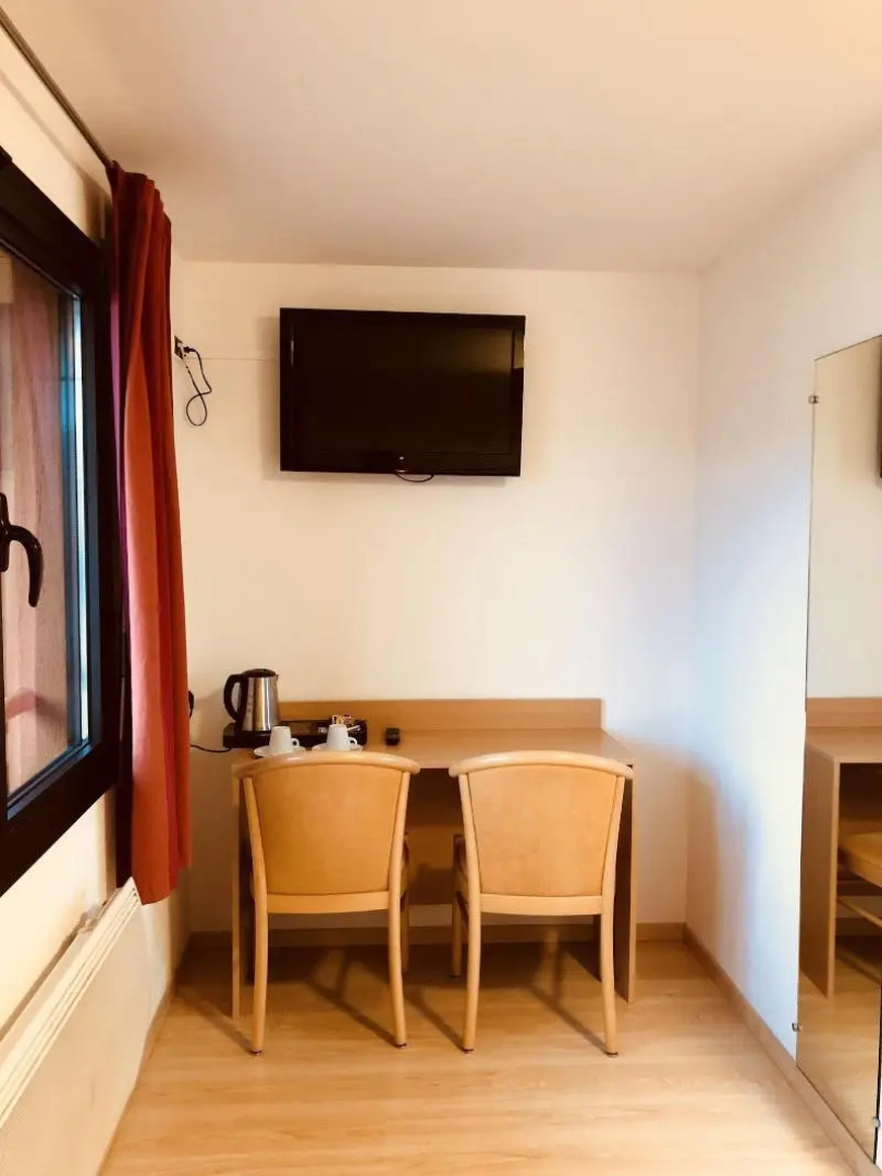 Hotel Restaurant Le Champs des Lys