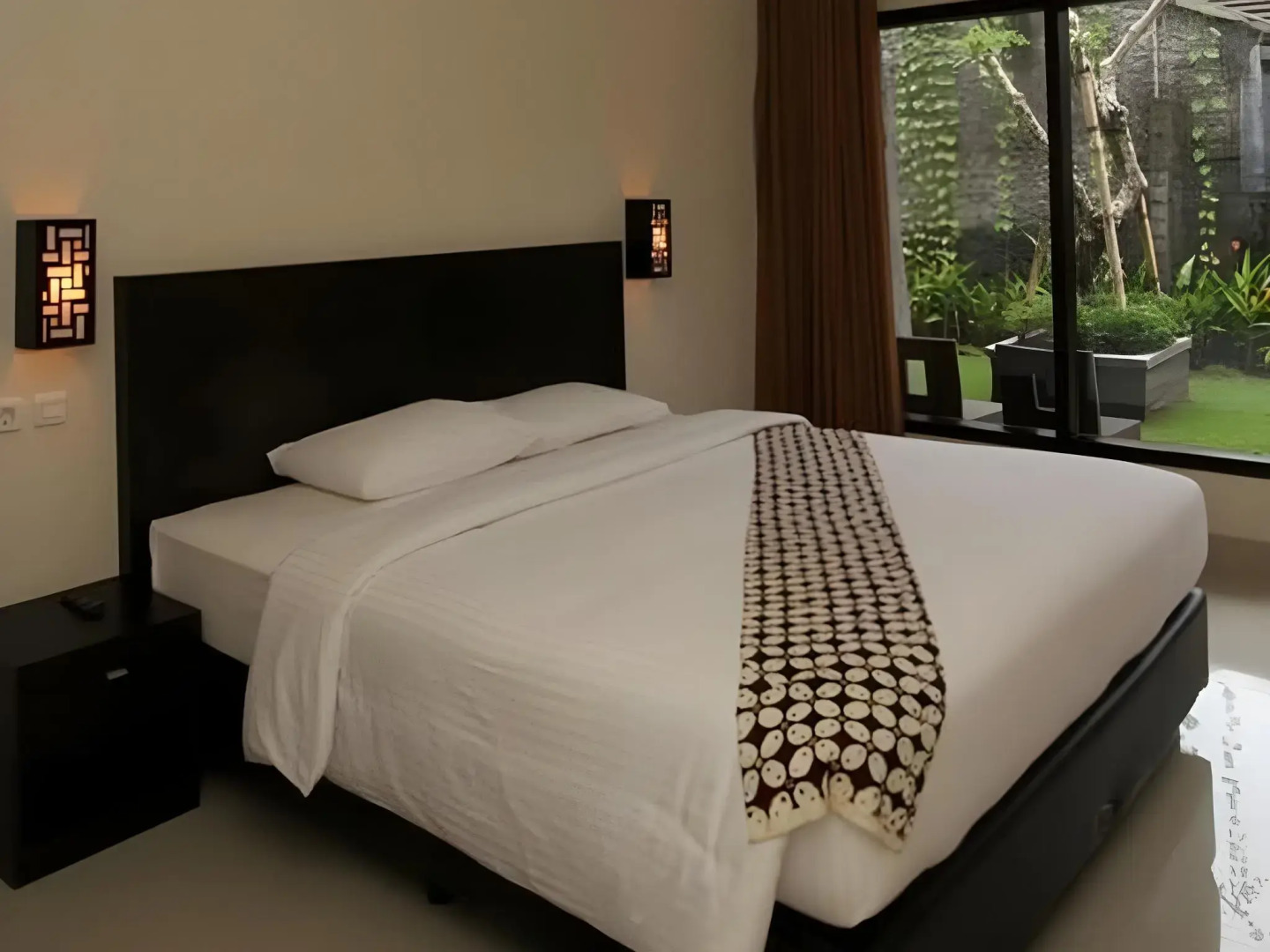 Ommaya Hotel & Resort