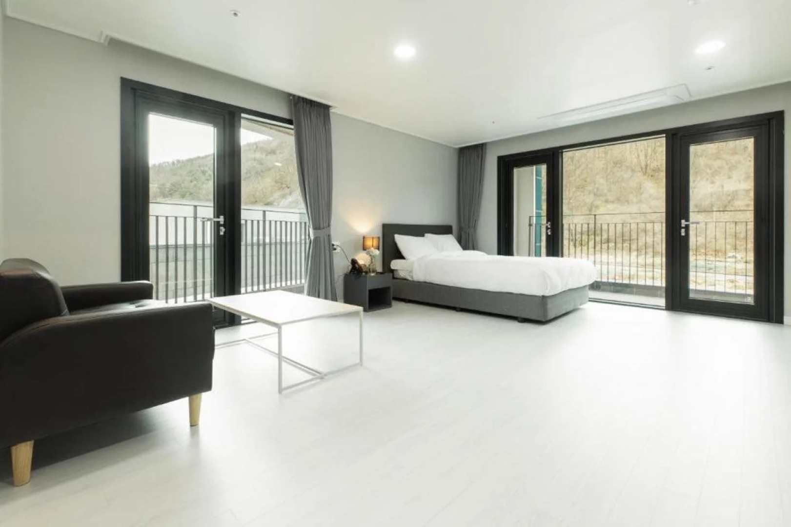 Miami Jeongseon Hotel