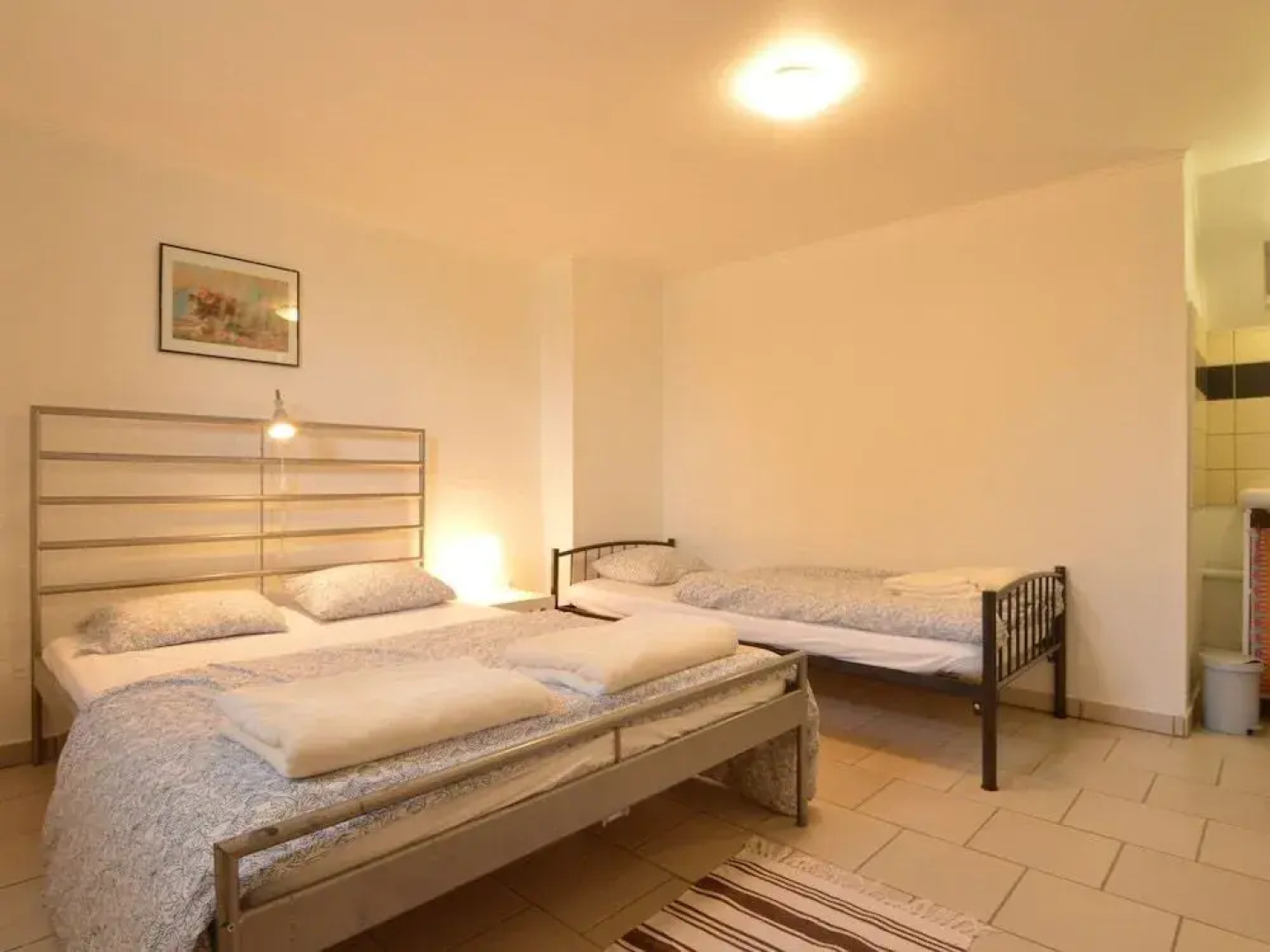 Group House With 3 Apartment for Family