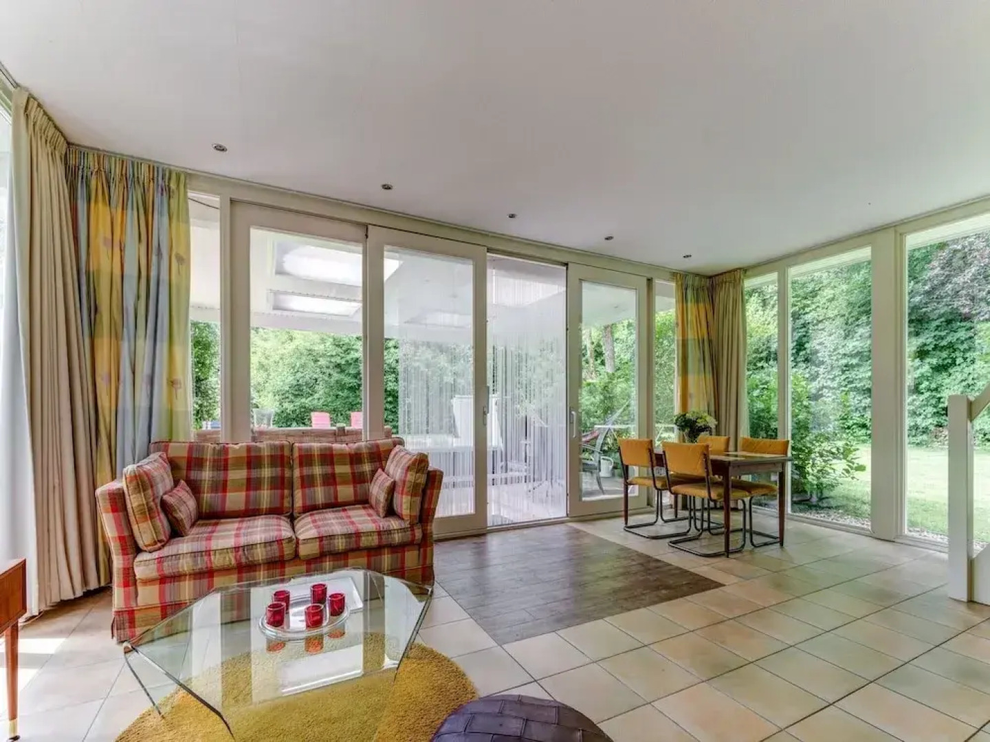 Picturesque Holiday Home in Oldenzaal With Jacuzzi