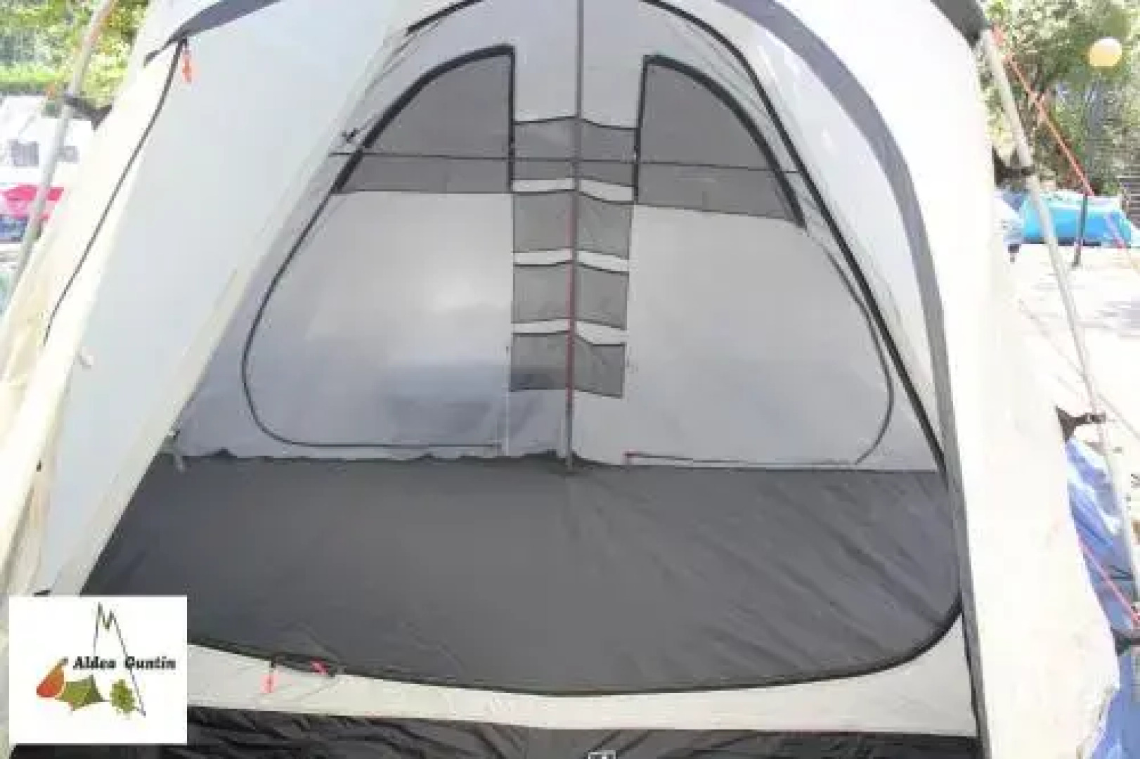 Aldea Guntin - Camping Cañiza