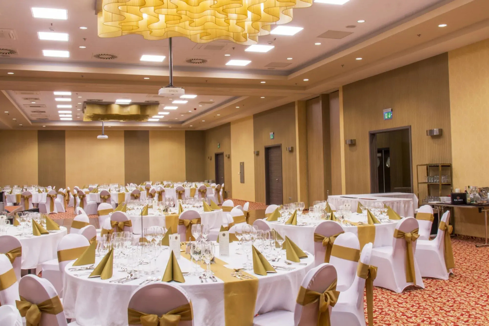 ETO Park Hotel Business & Stadium