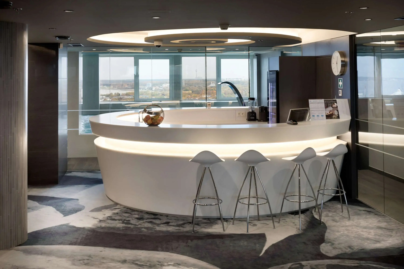 Отель Radisson Blu Hotel Olümpia