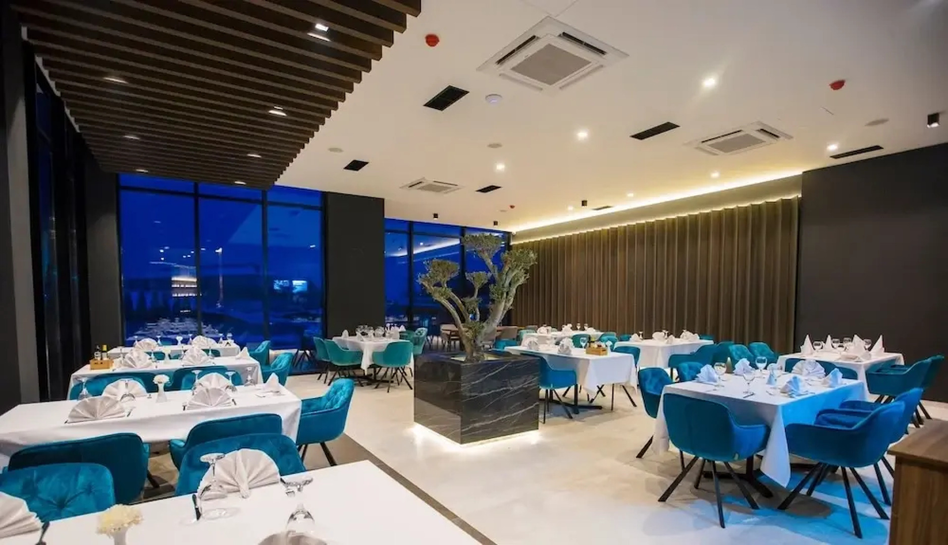 Astoria Luxury & Spa