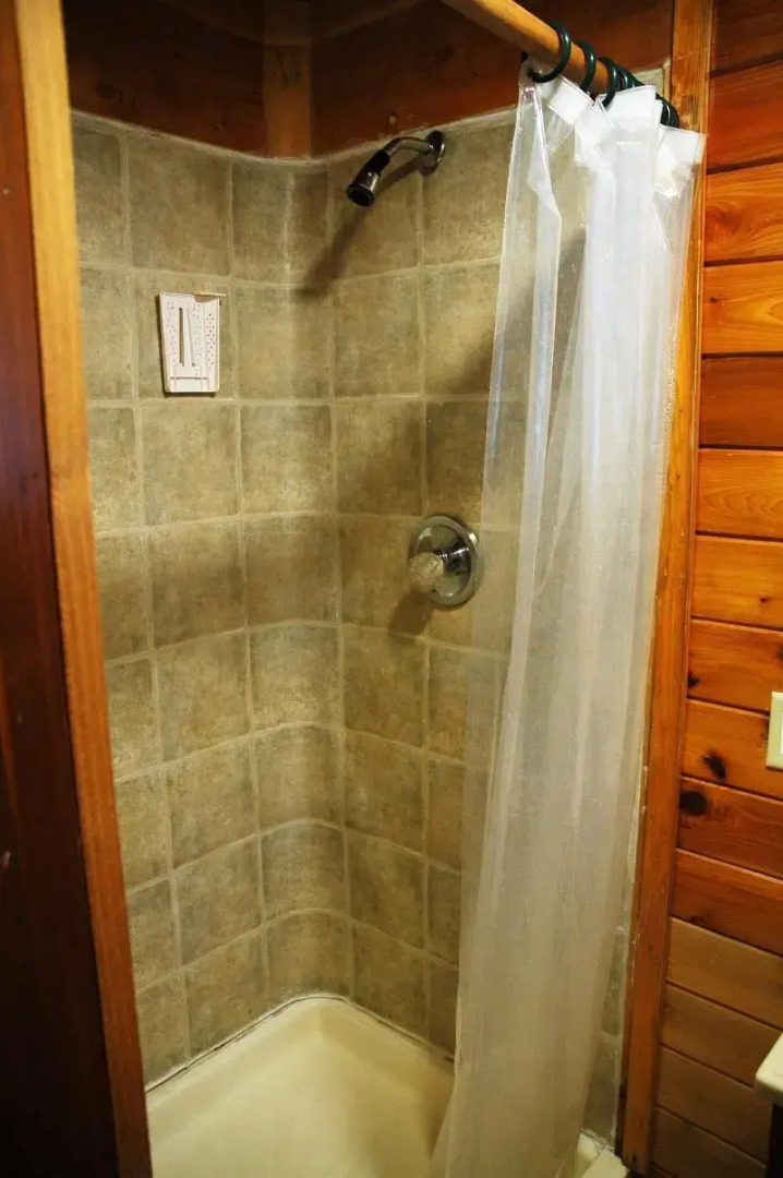 Gwin's Lodge & Roadhouse Est. 1952