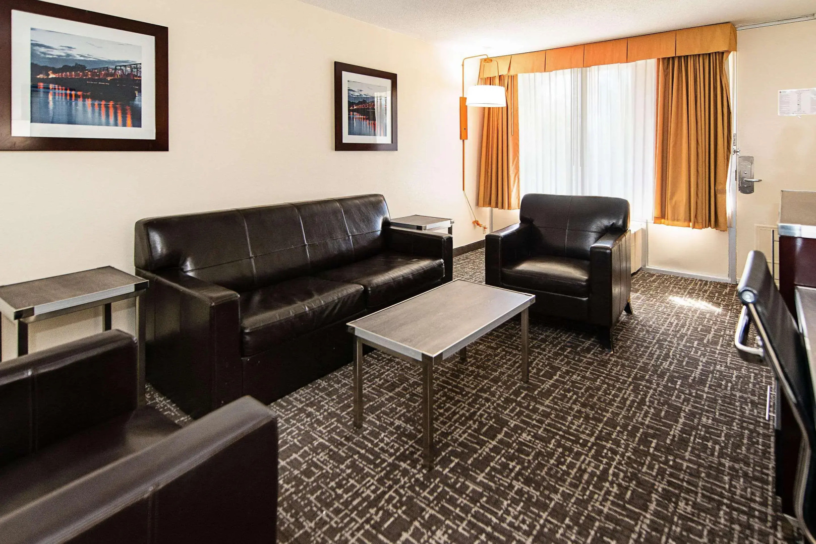 New Hope Inn & Suites