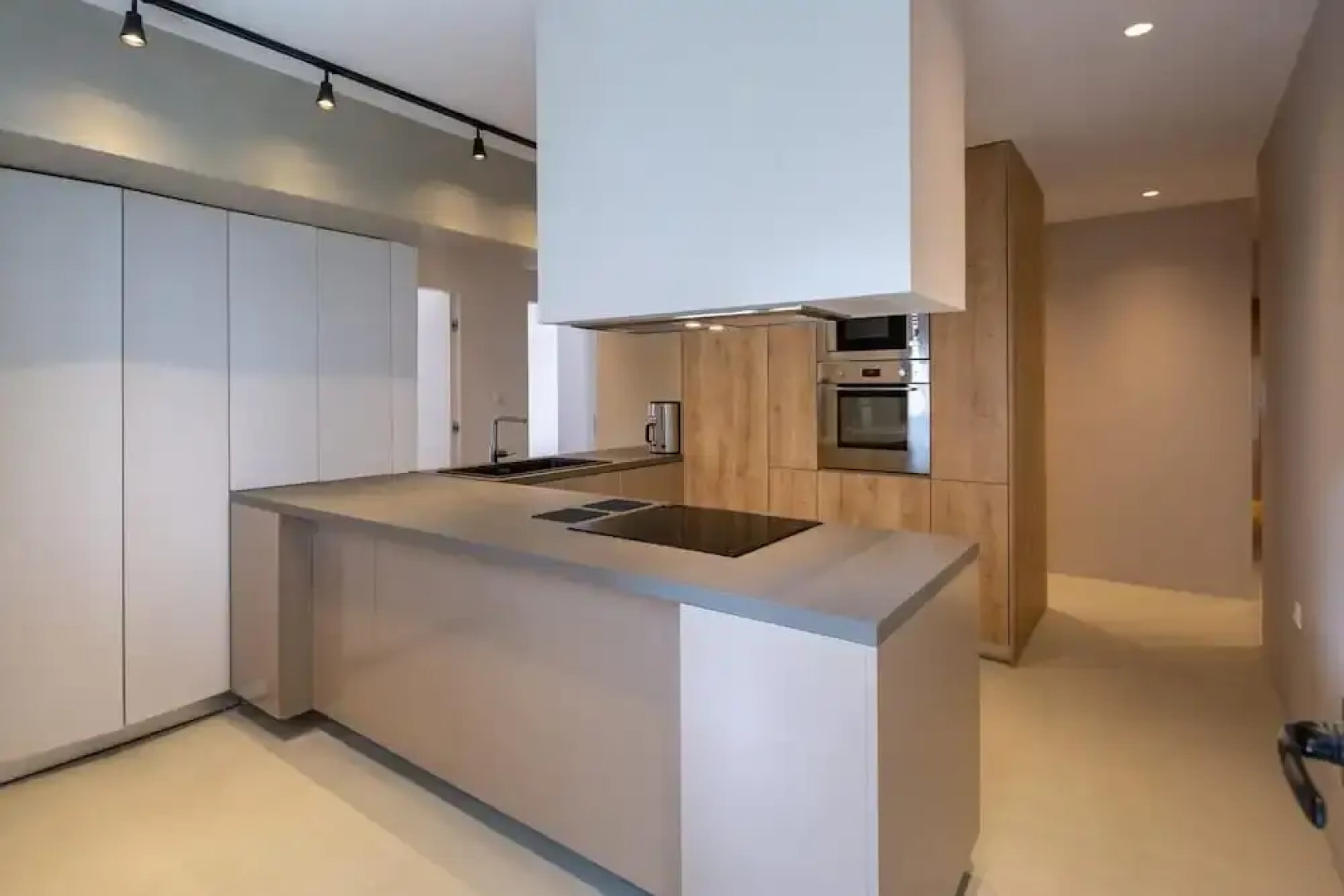 Hippocrates - Faliro Deluxe Apartment