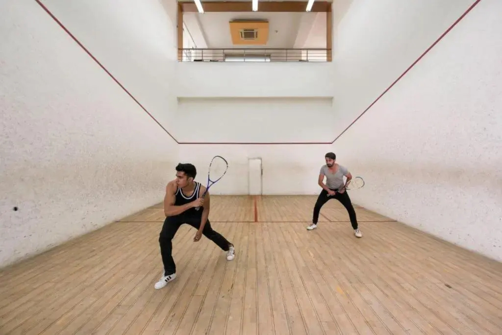 NIRVANA Luxury Hotel l Ludhiana