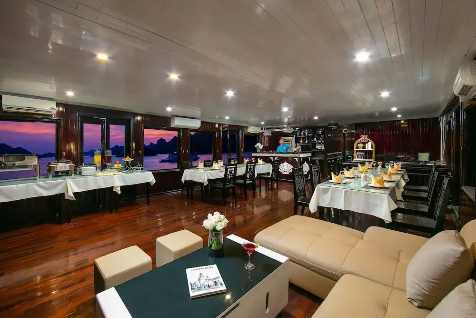 Halong Fantasea Cruise