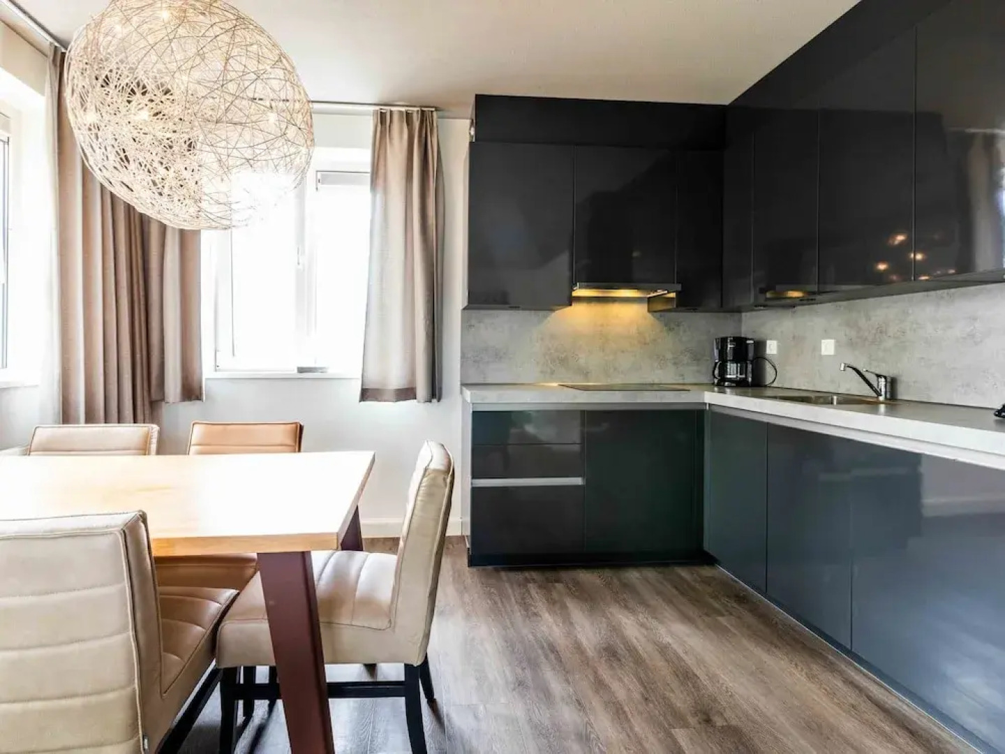 Modern Apartment, Dishwasher, in Noordwijk, sea at 2.5 km