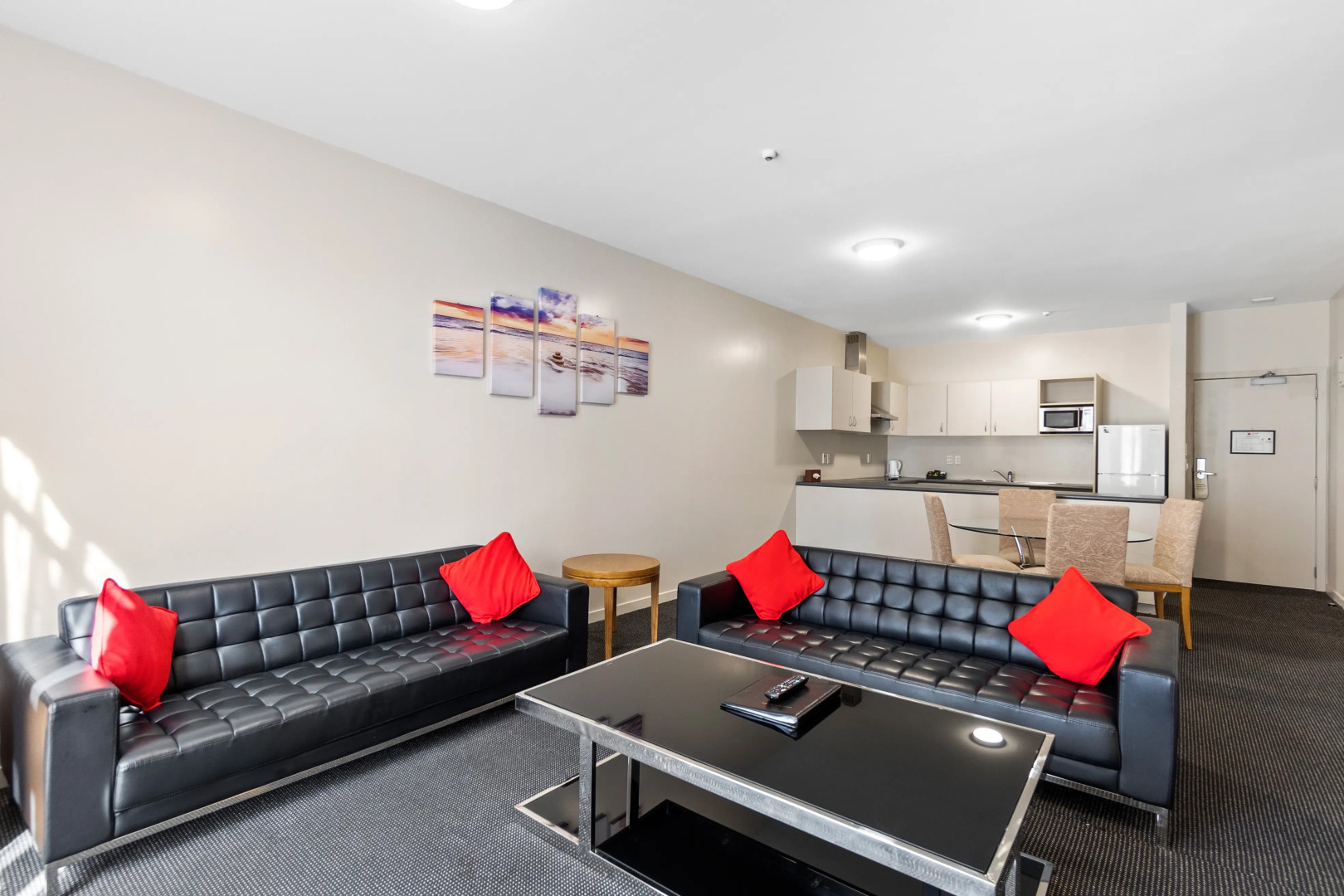 Ramada by Wyndham Hamilton City Center