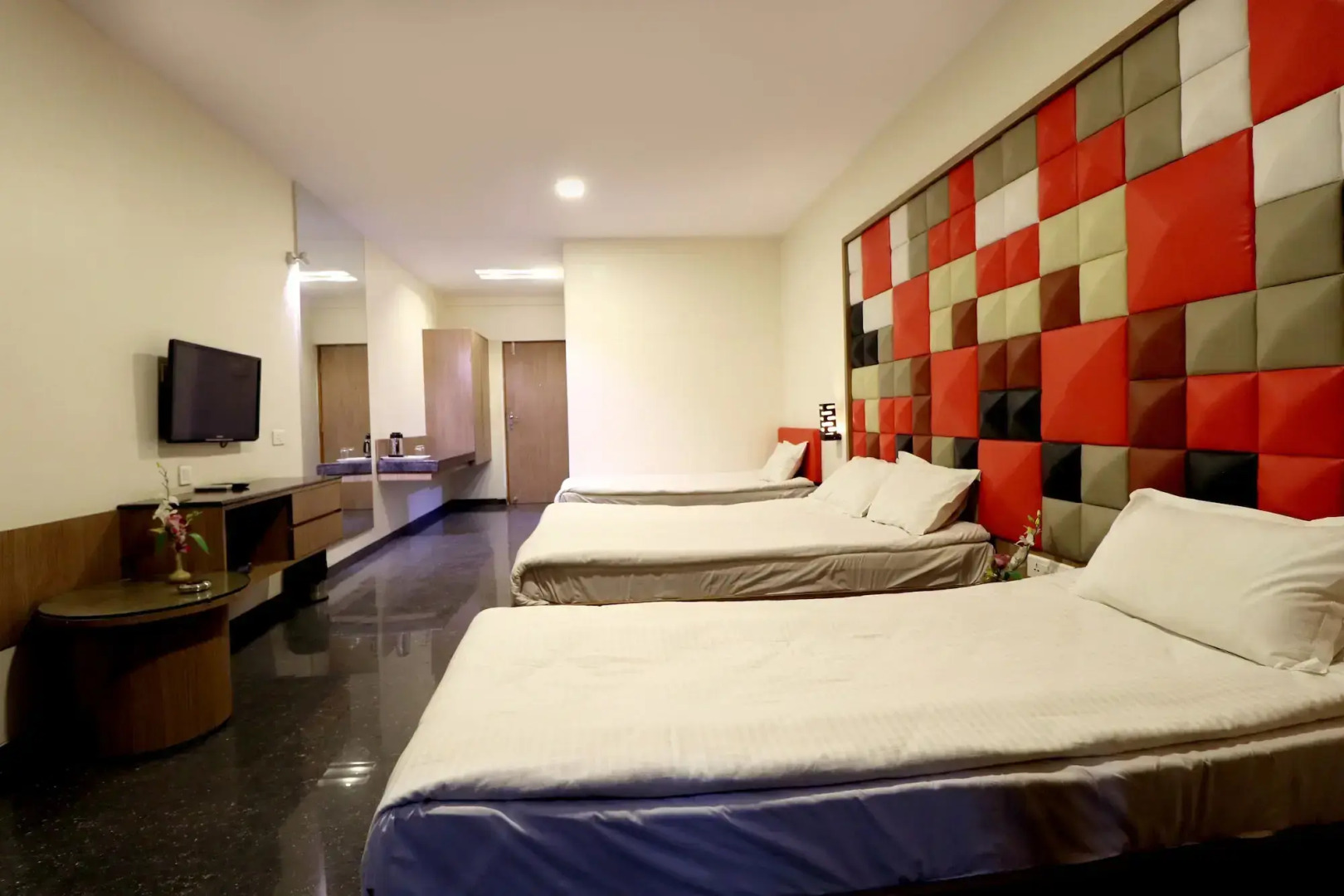 Отель Aurangabad Gymkhana Club