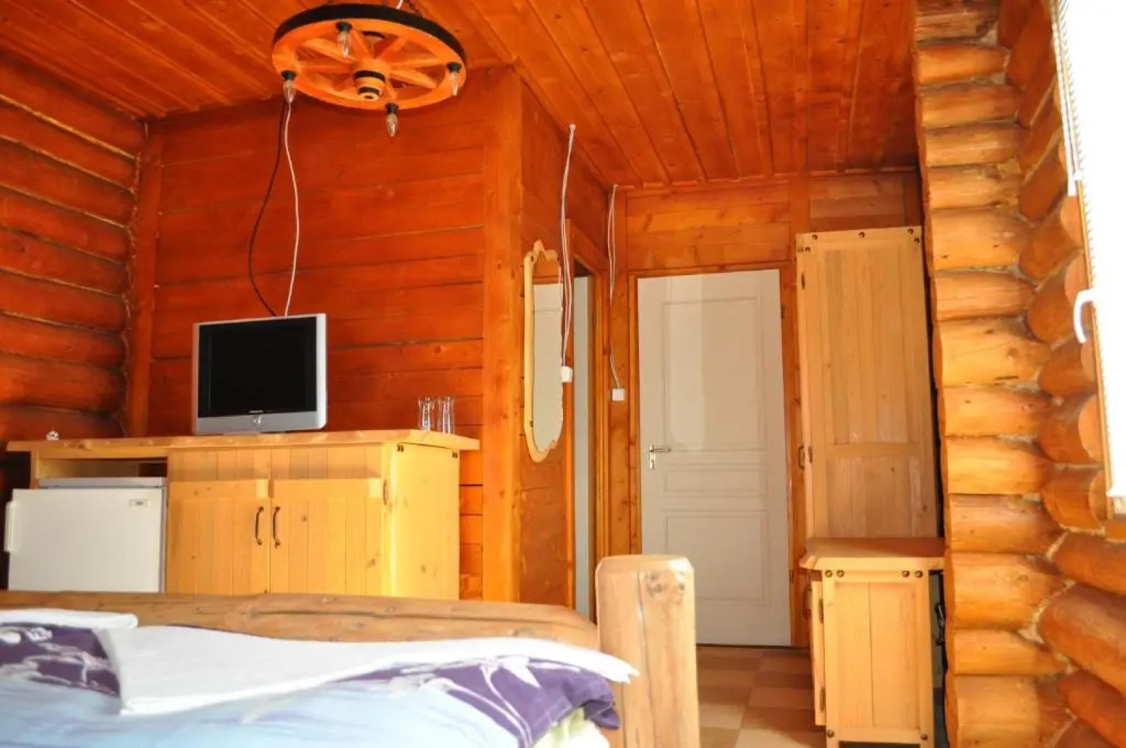 Rönk-wellness Panzió Mezőpeterd