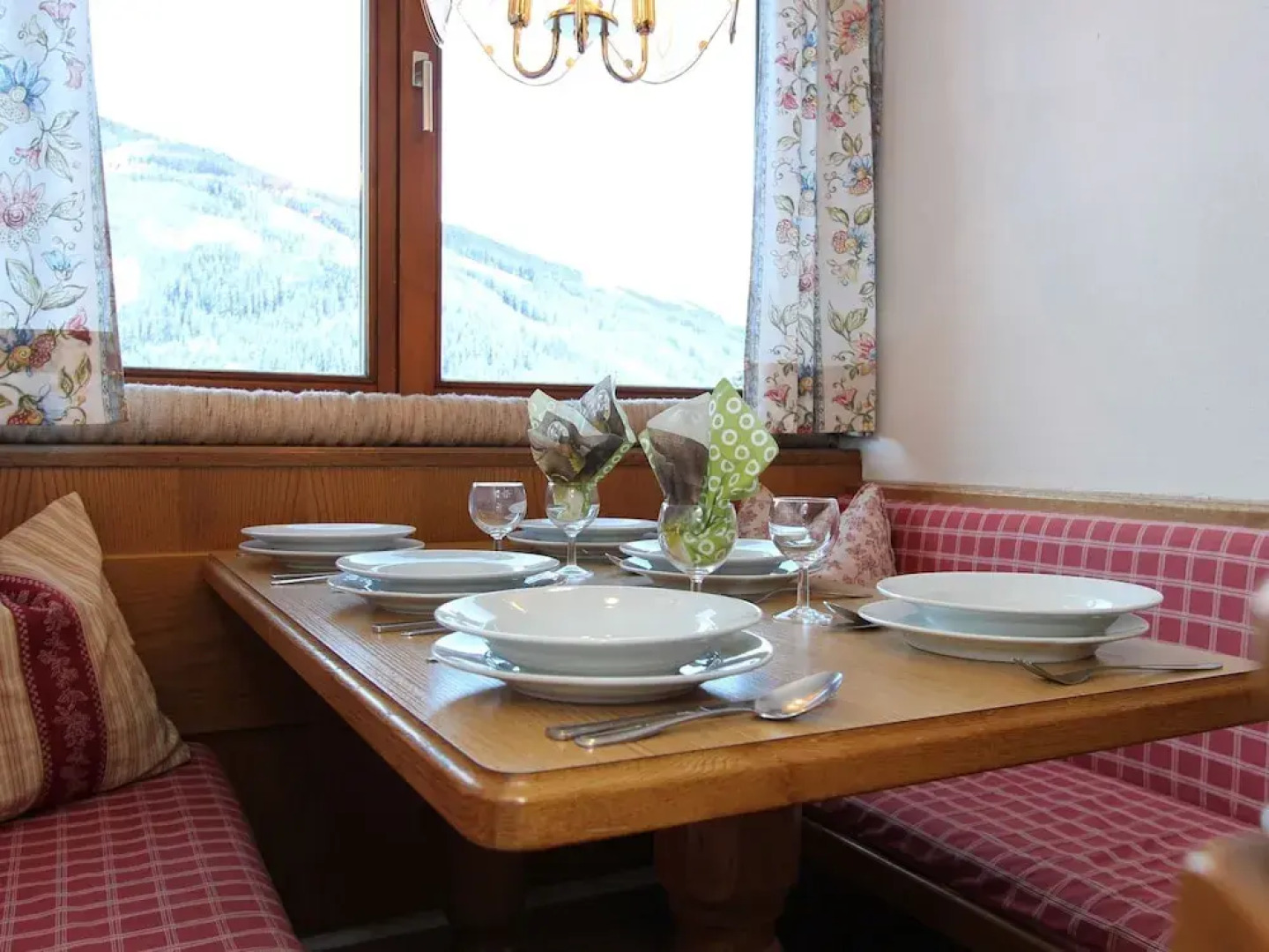 Peaceful Apartment in Gerlos near Ski Area Zillertal Arena