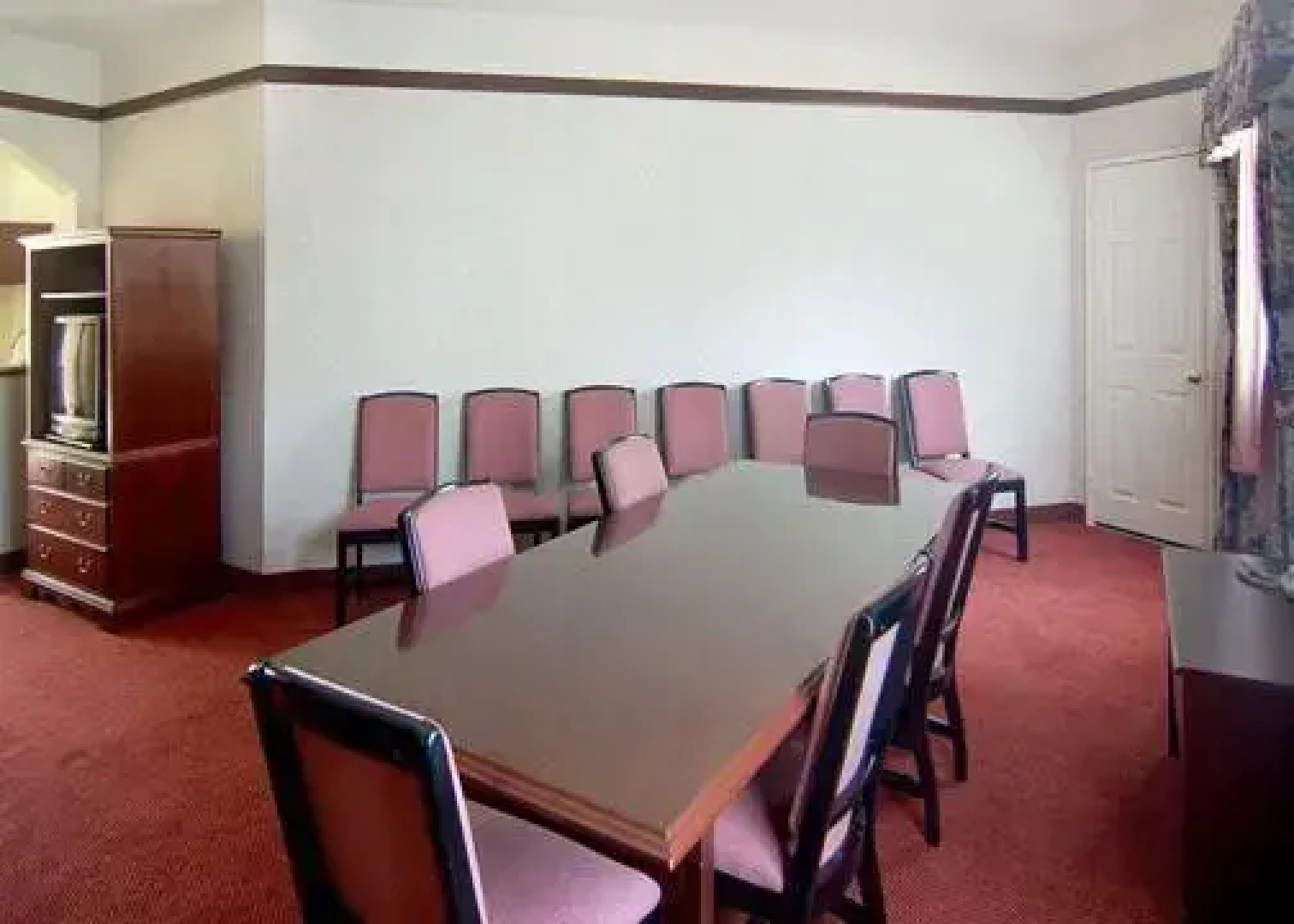 Comfort Suites Near Fairplex