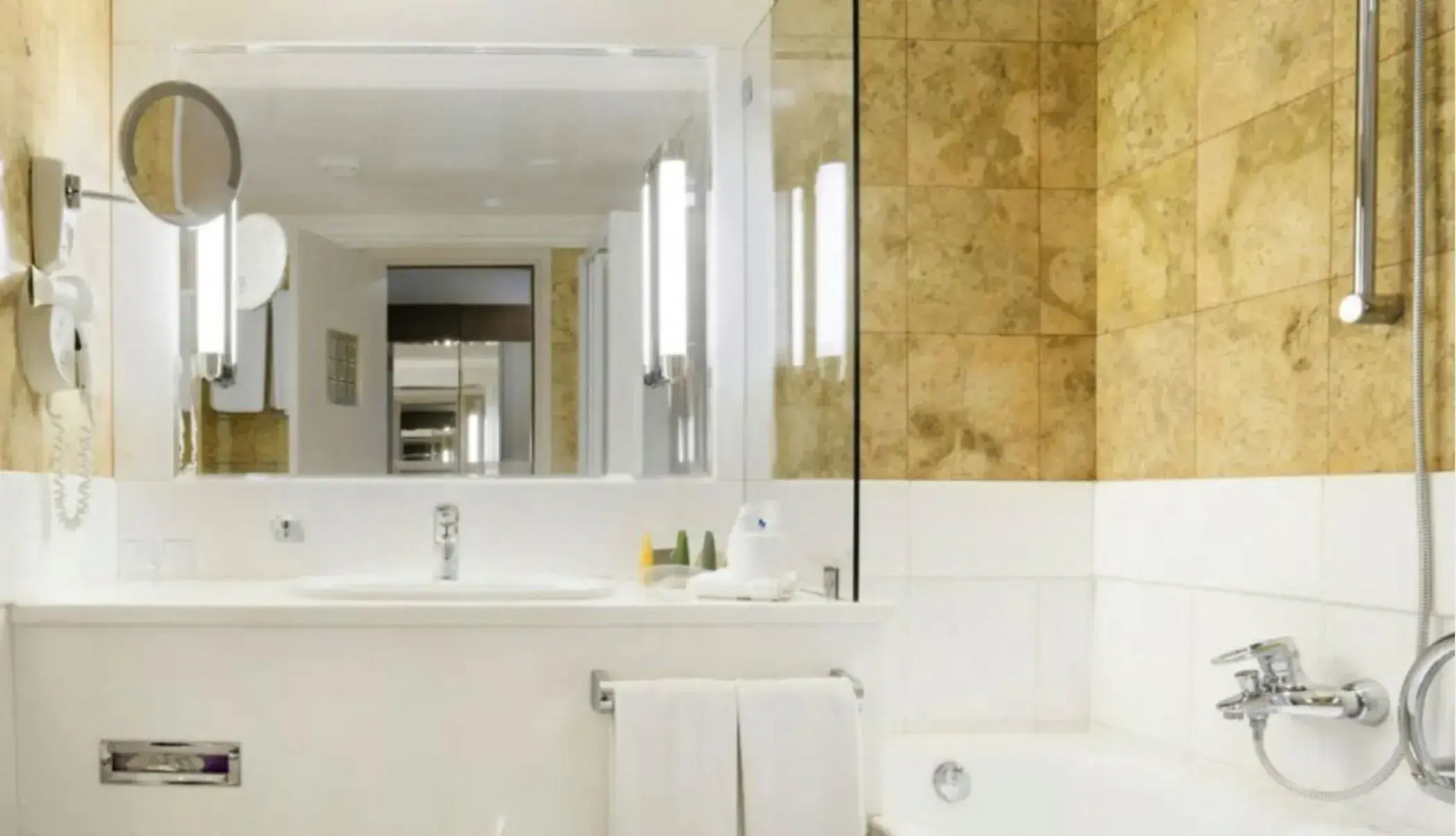 Holiday Inn Athens Attica Av. Airport West by IHG