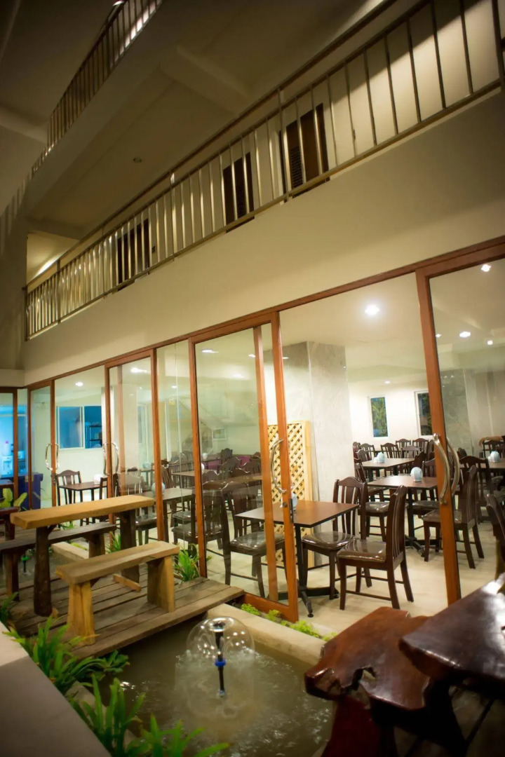 Collection O JA Siam City