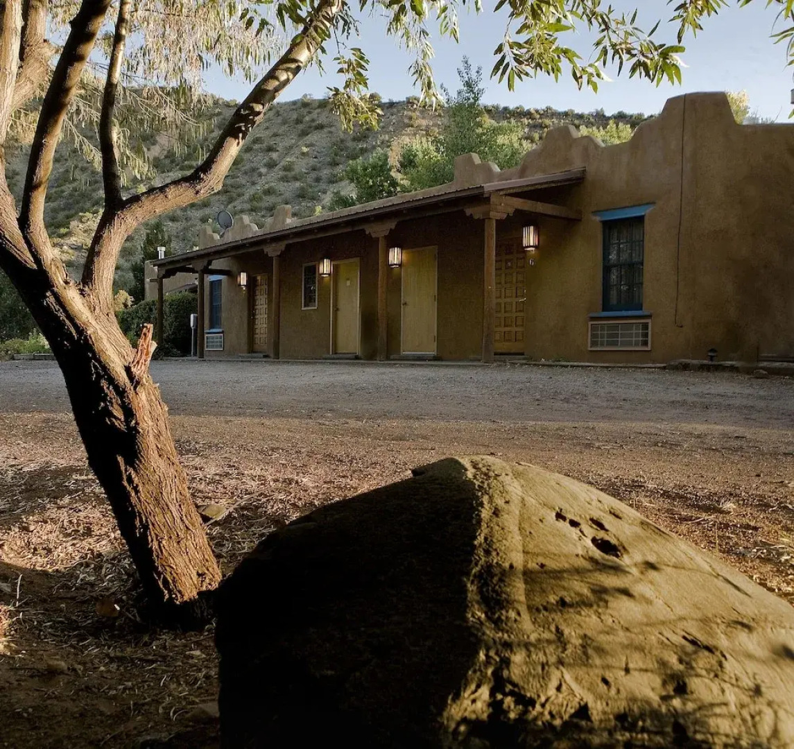 The Abiquiu Inn