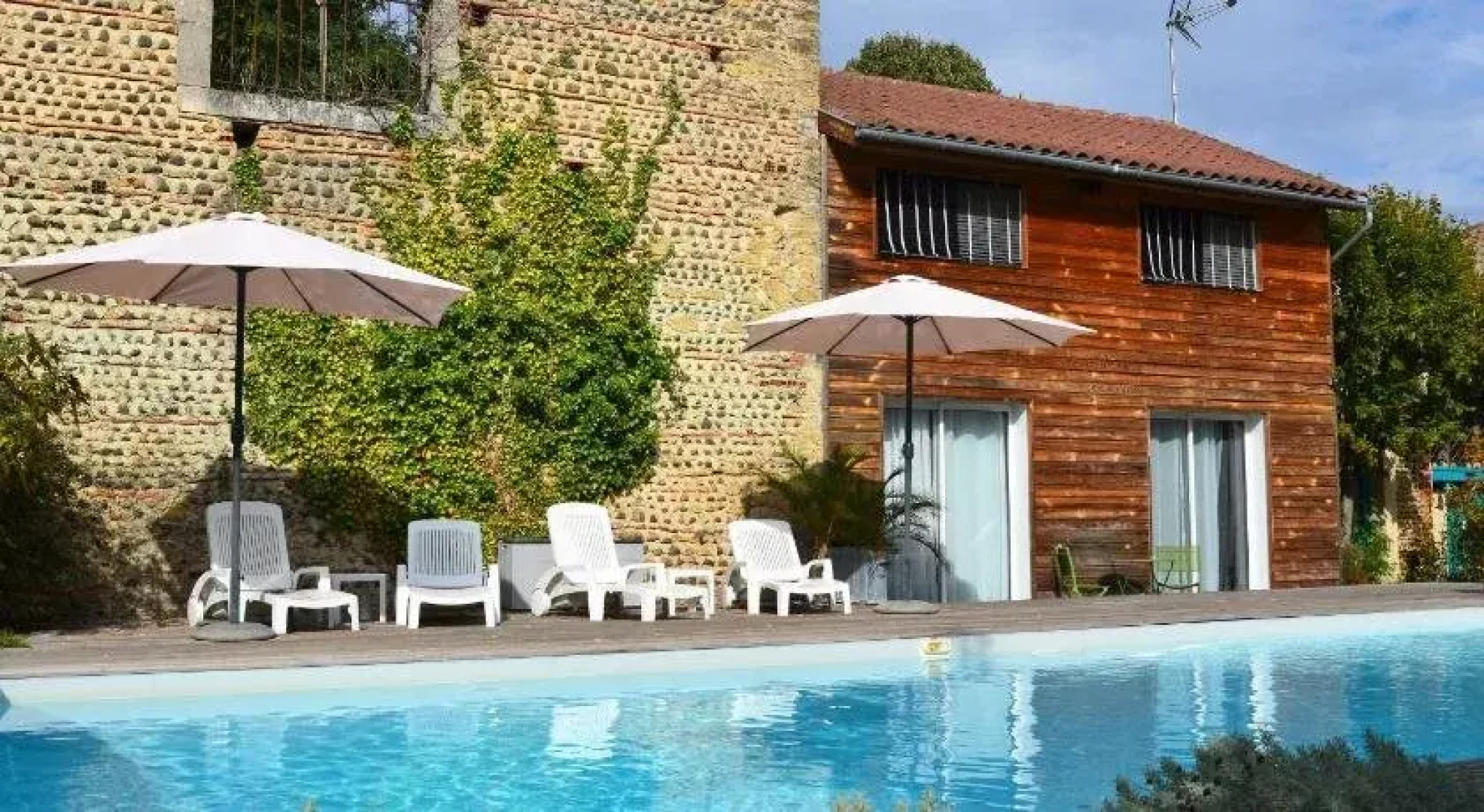 Chambre dhôtes La Cour Des Saligues