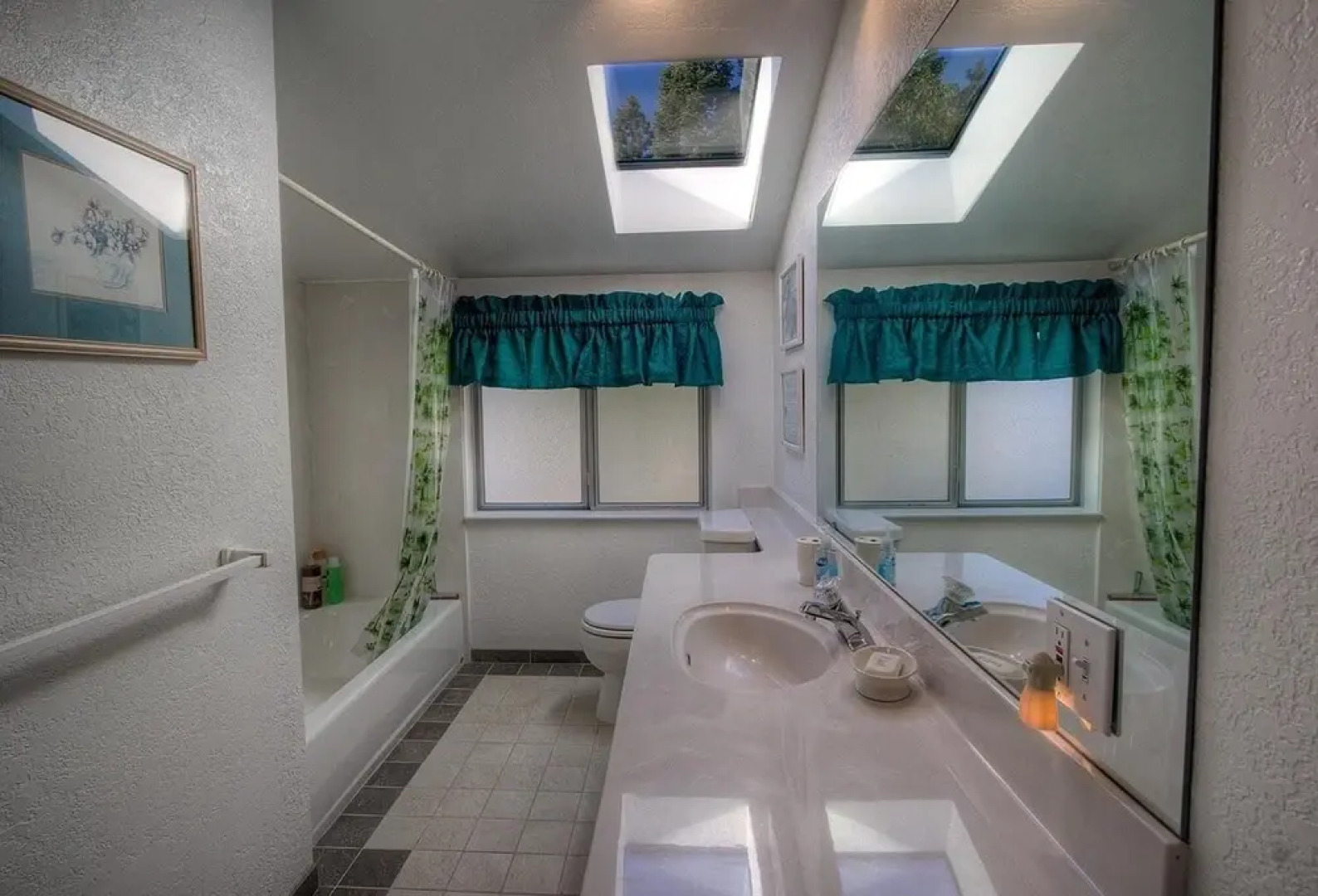 Cheyenne Chalet 4 Bedroom Home by RedAwning