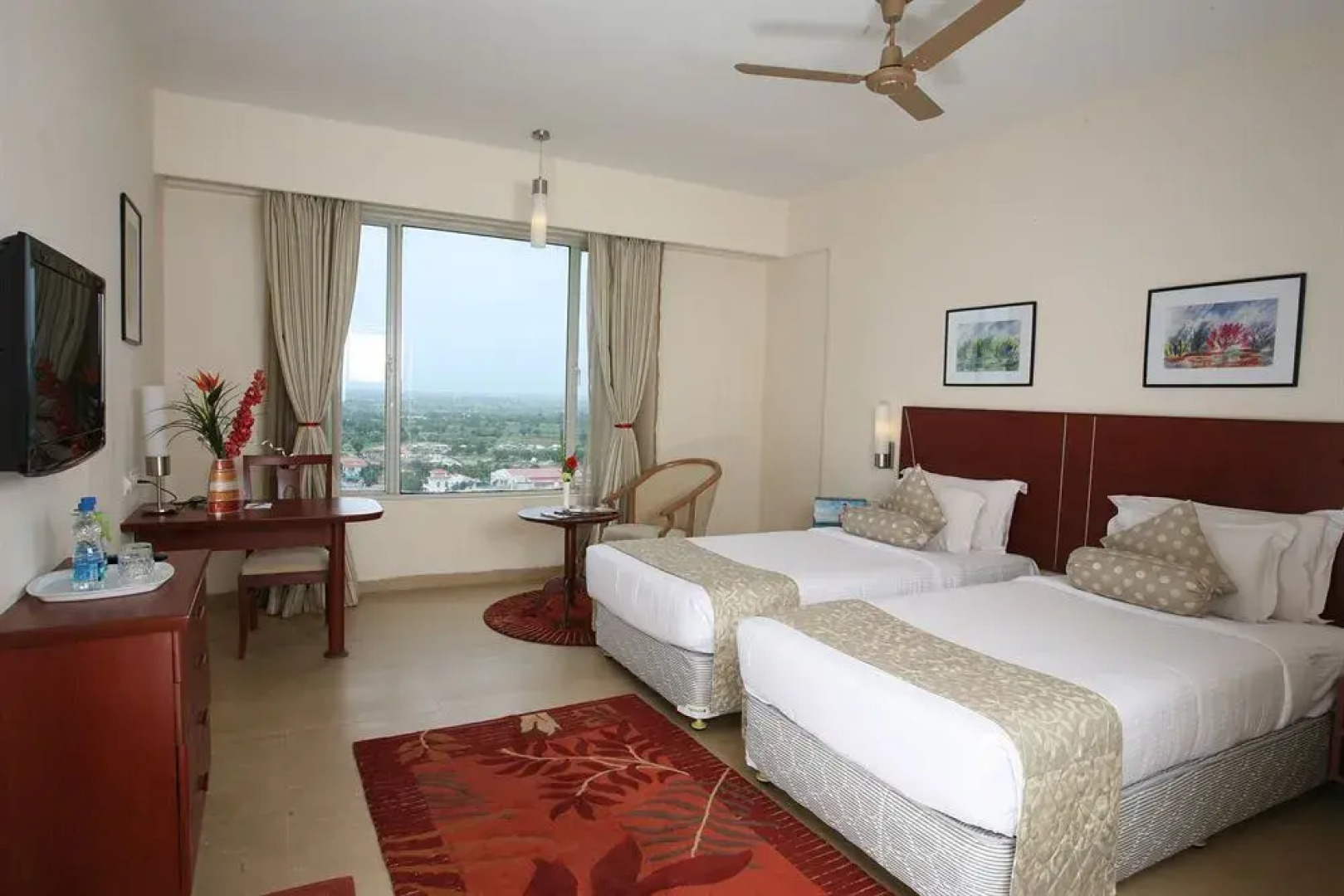 Oh Biz Premier at Leonia