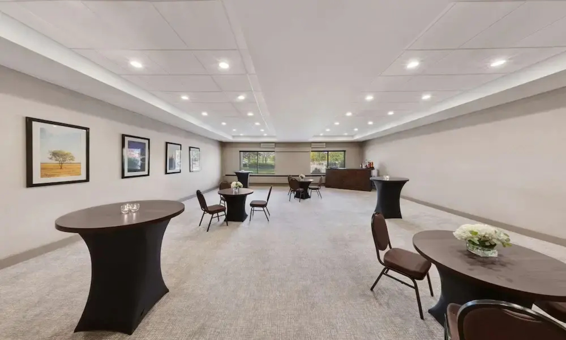 Brookfield Suites Hotel