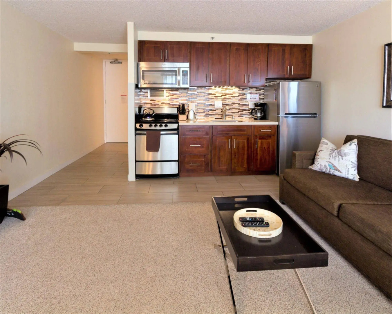 Waikiki Place - the Place to be in Waikiki