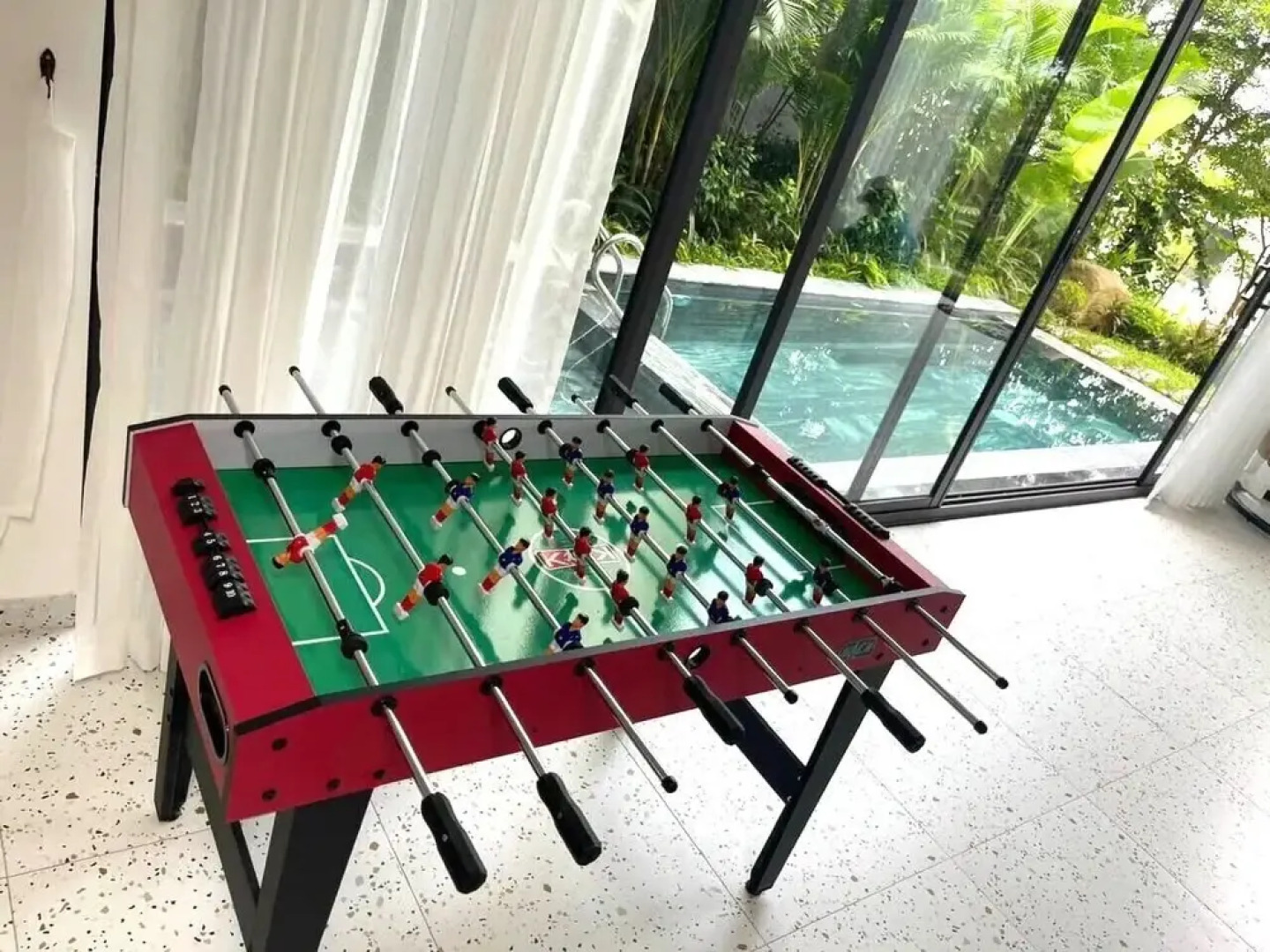 Venus Villa Flamingo Dai Lai by MAPSTAR