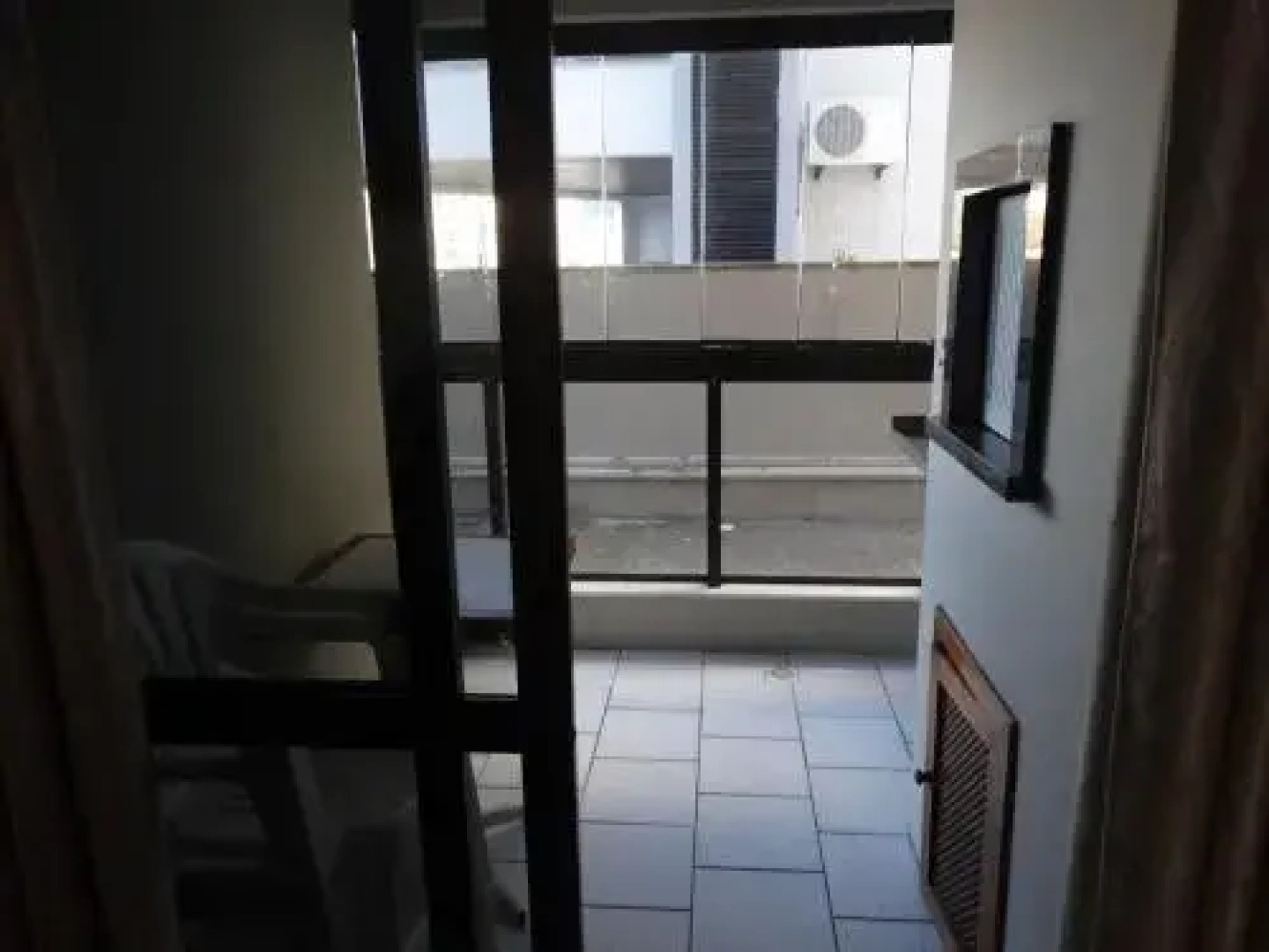 APARTAMENTO BOMBAS avenida principal