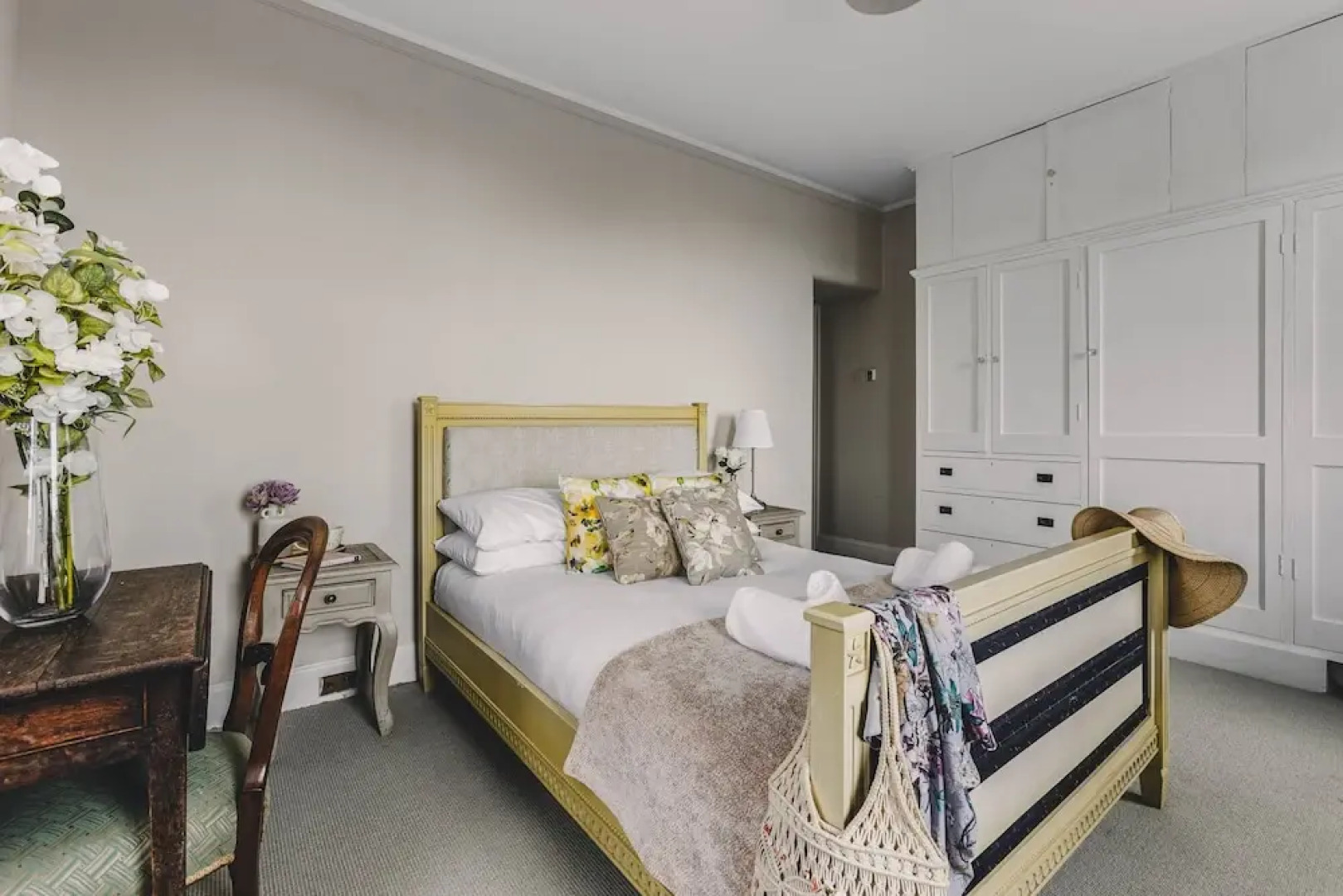 Little Redlap in Dartmouth