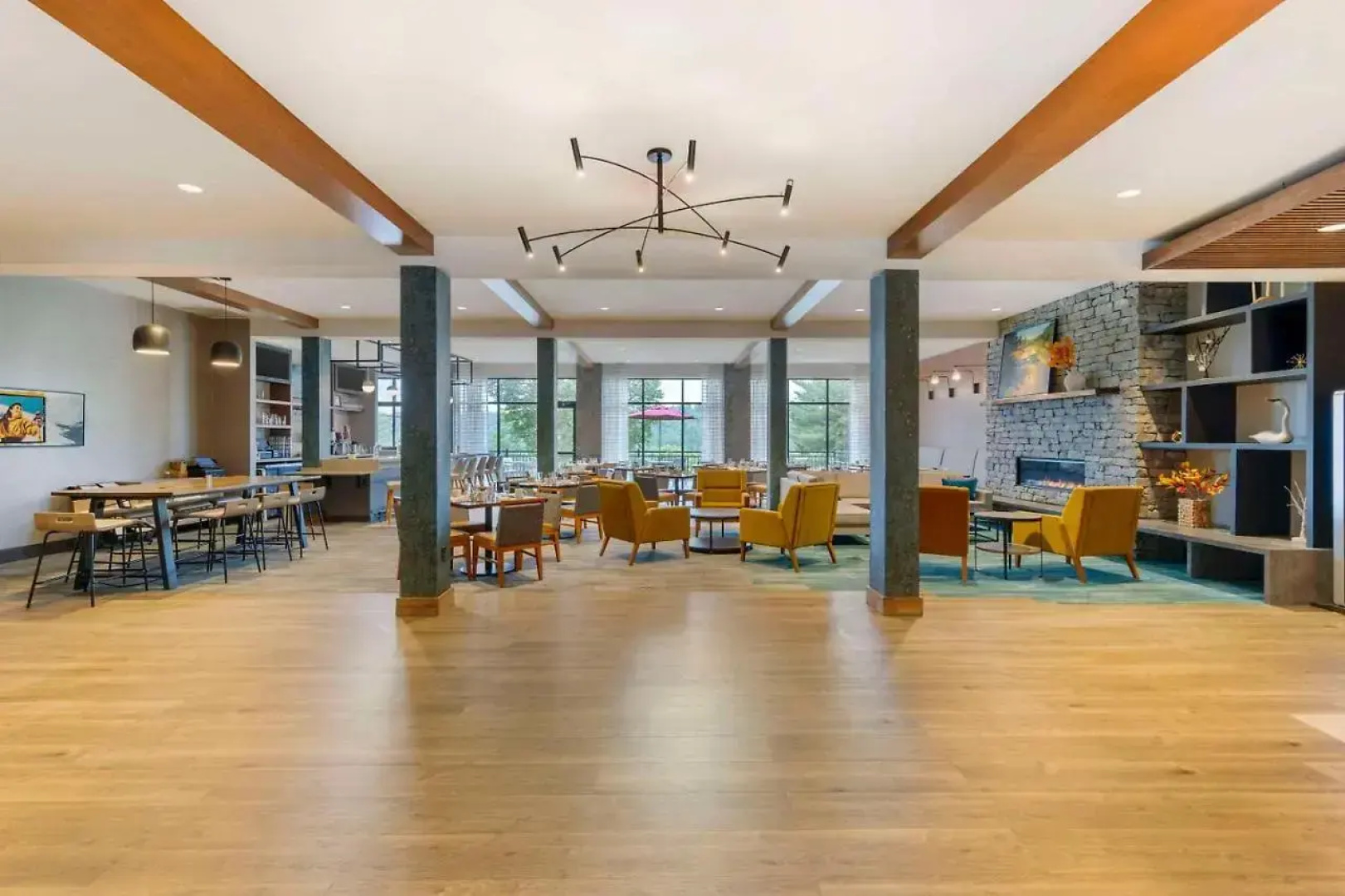 Cambria Hotel Lake Placid - Lakeside Resort
