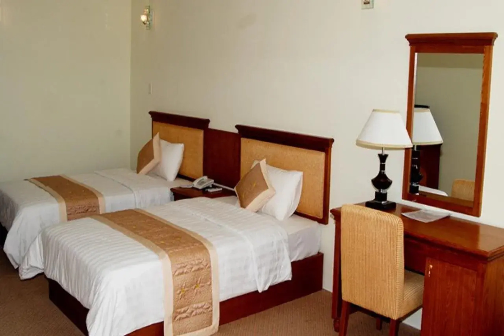 Thien An Riverside Hotel