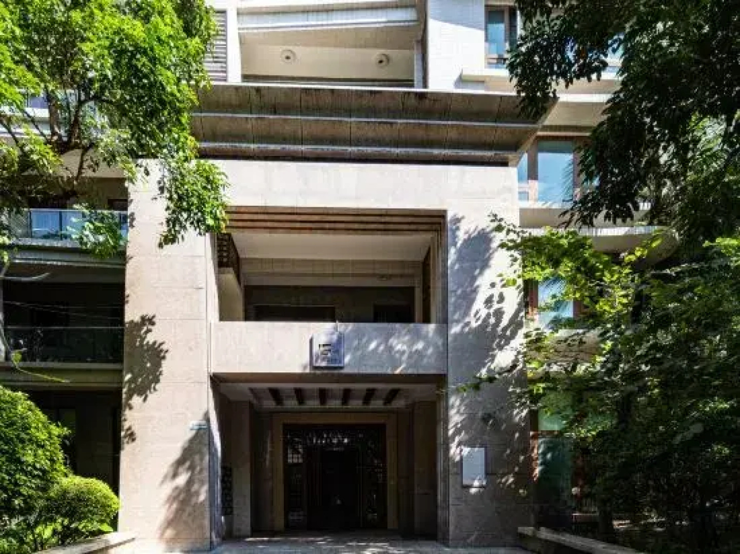 Lingshui Ocean Heart Hotel (Clear Water Bay)