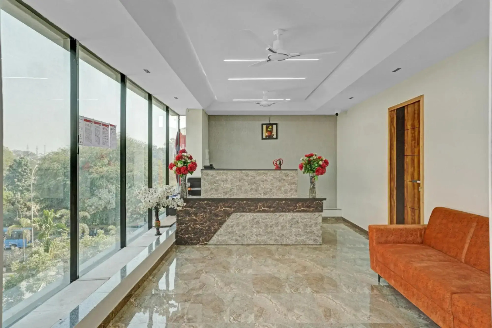 Capital O 85756 Hotel Santeria Inn