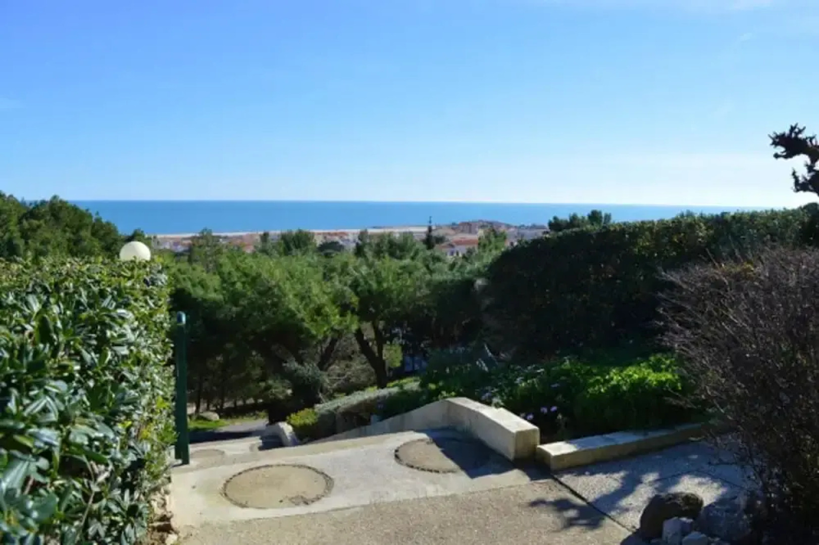 Apartment With one Bedroom in Fleury, With Wonderful sea View, Shared Pool, Furnished Terrace