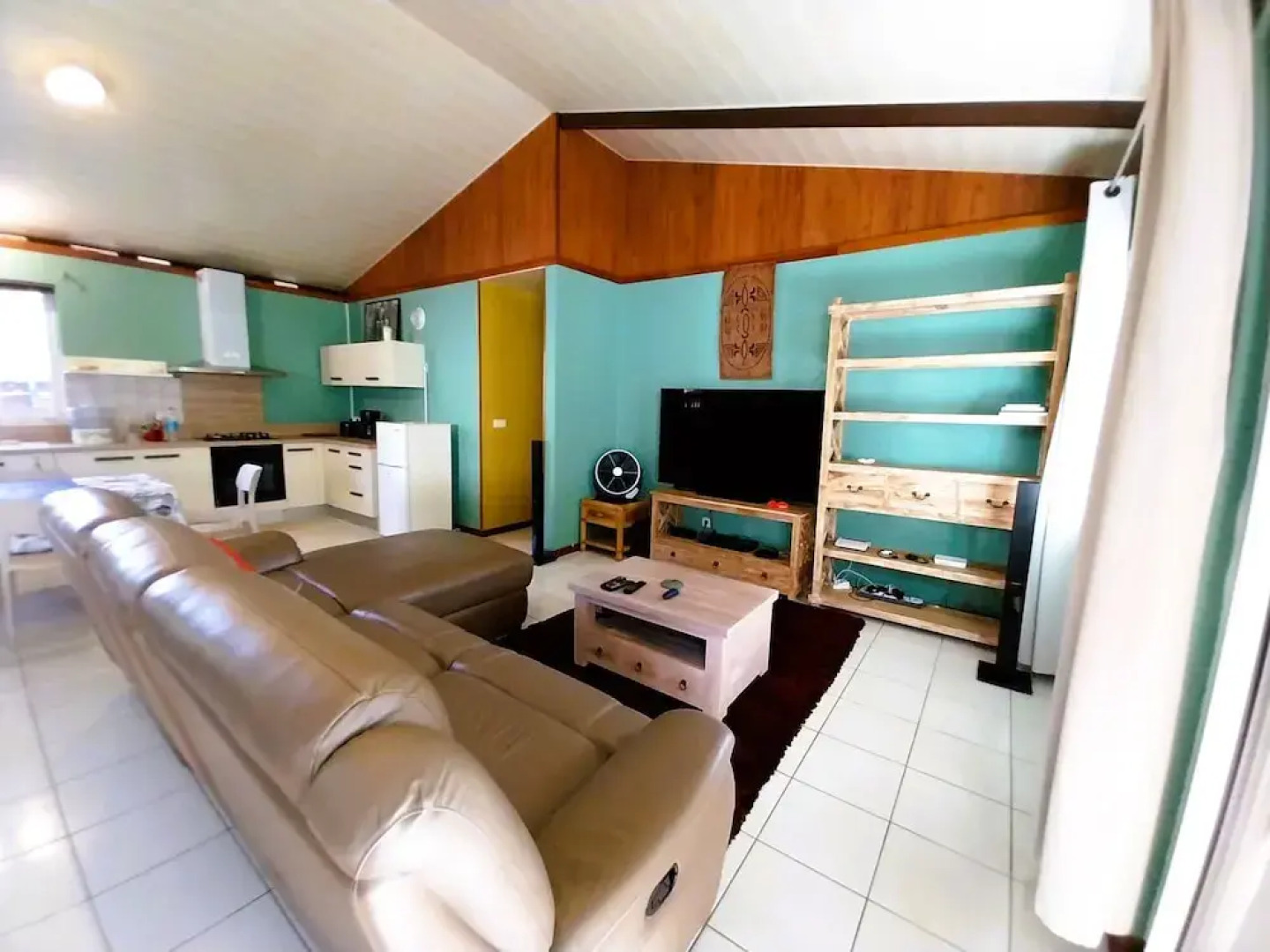 Tahiti - Vaitupa House