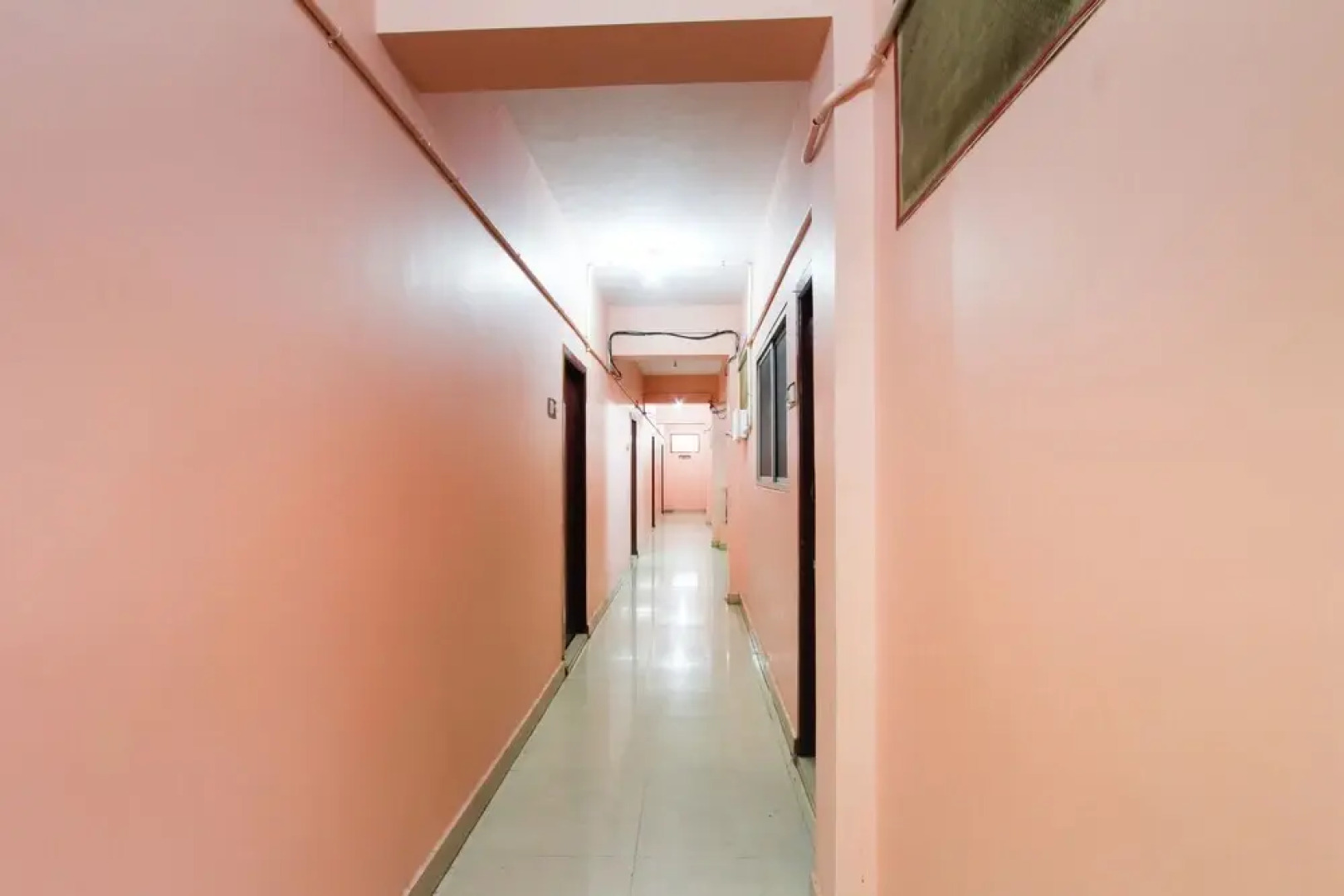 SPOT ON 60738 Senaithalaivar Residency