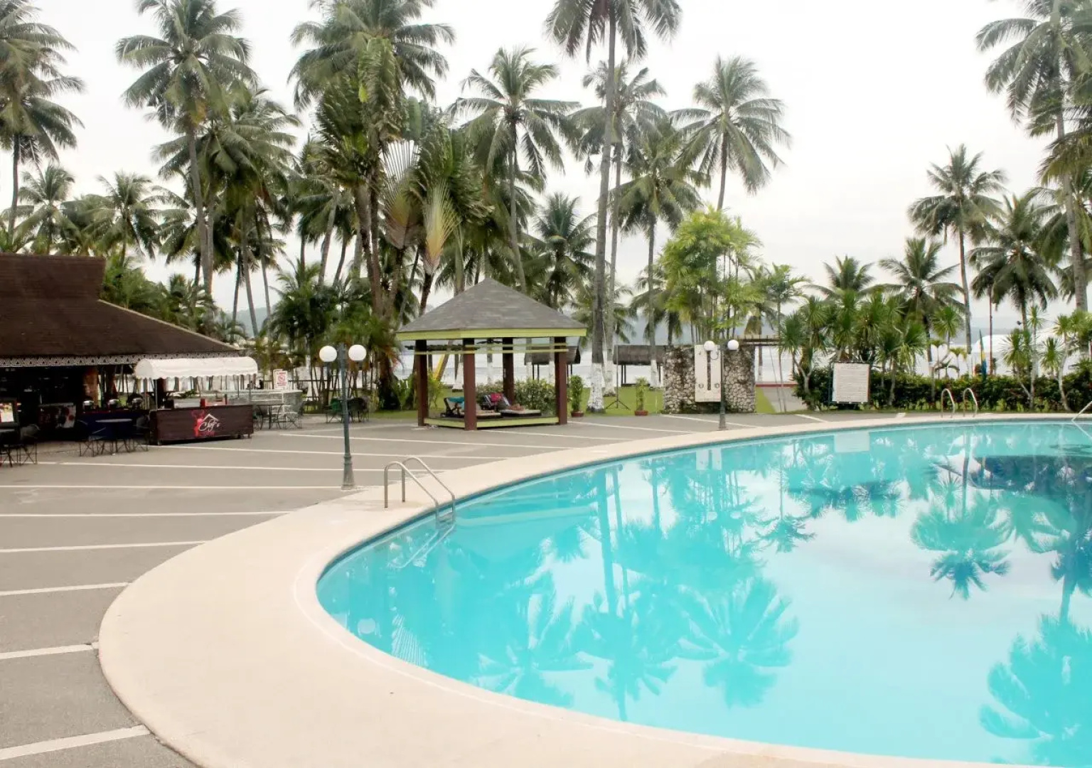 Waterfront Insular Hotel Davao