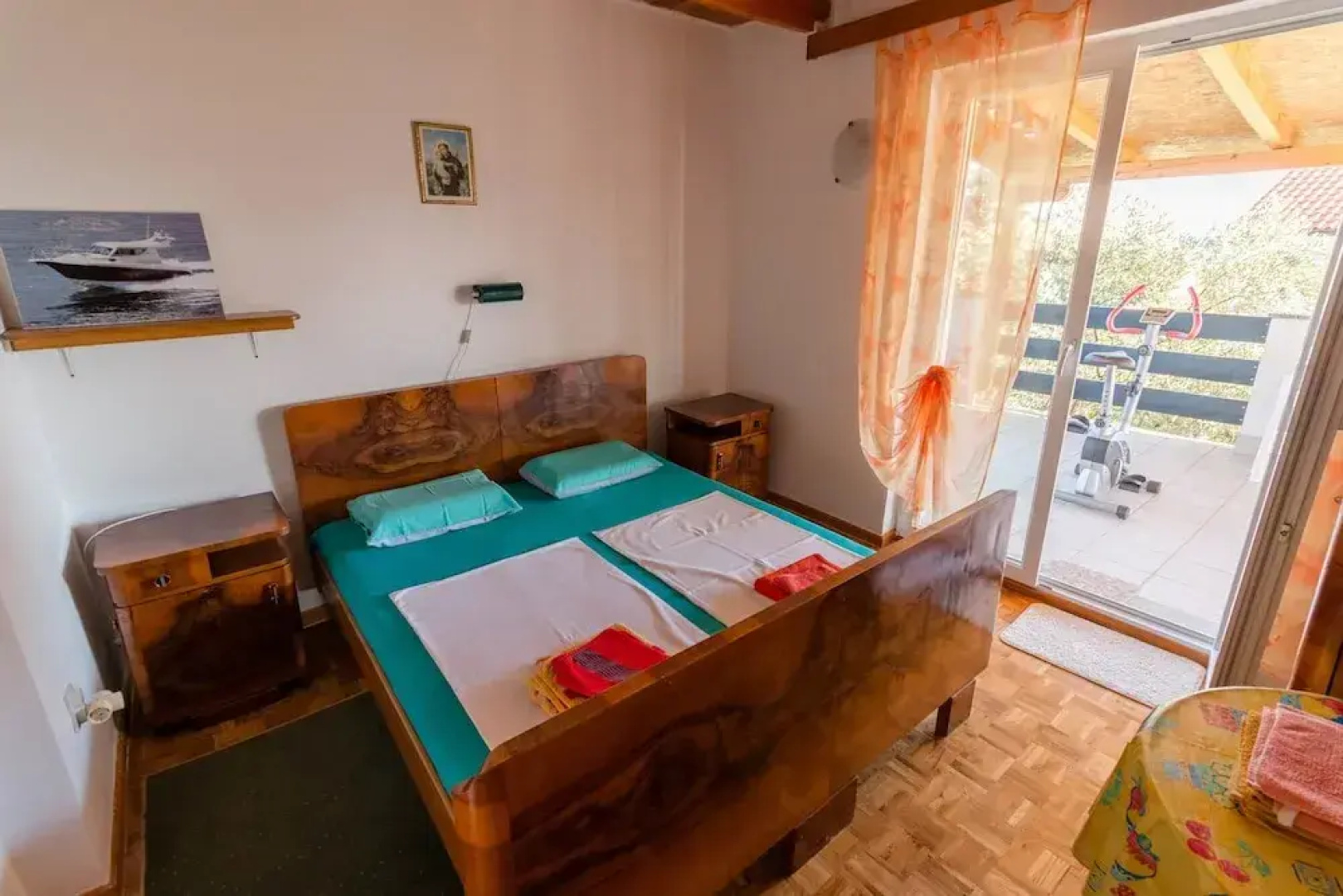Surfer's lodge