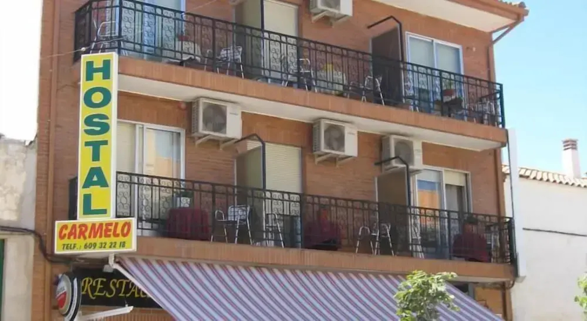 Hostal Gastrobar Carmelo