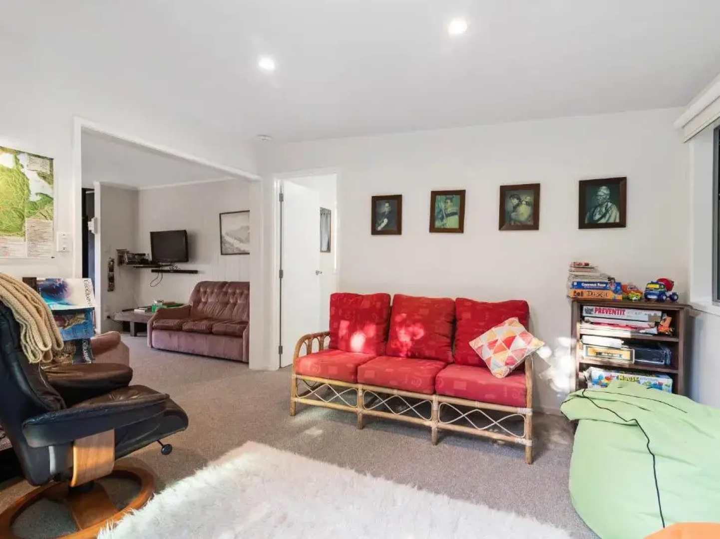 Family Fun at The Lake - Lake Tarawera Holiday Home