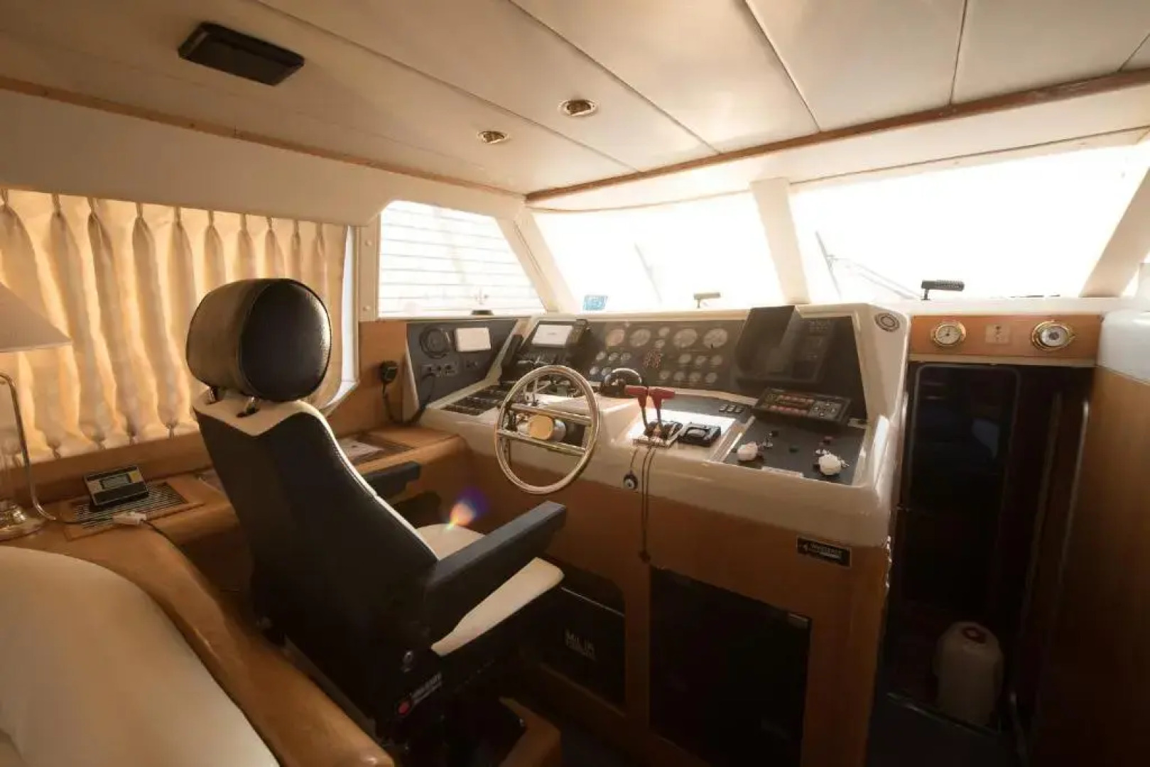 Solymar Greece Yachting. m/y "LL"