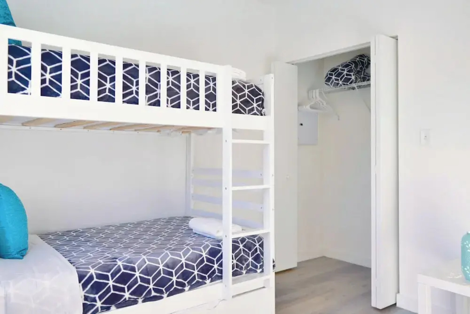 Prime Townhouses Near Design District