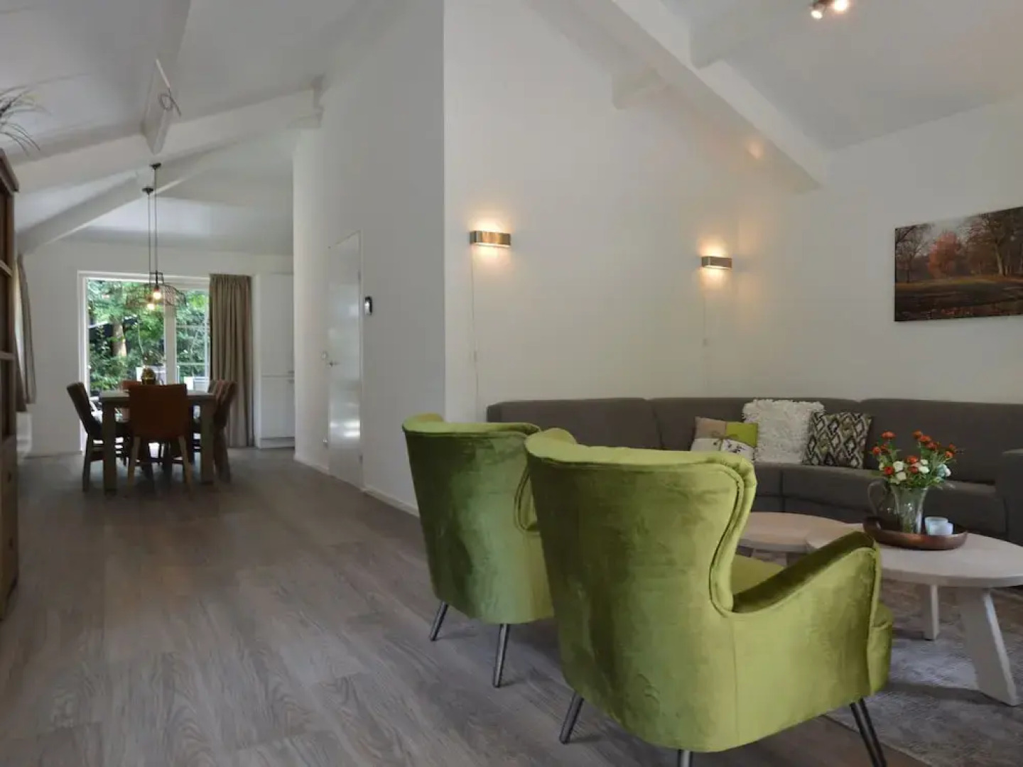 Contemporary Holiday Home on the Veluwe With Sauna and Hottub in the Garden