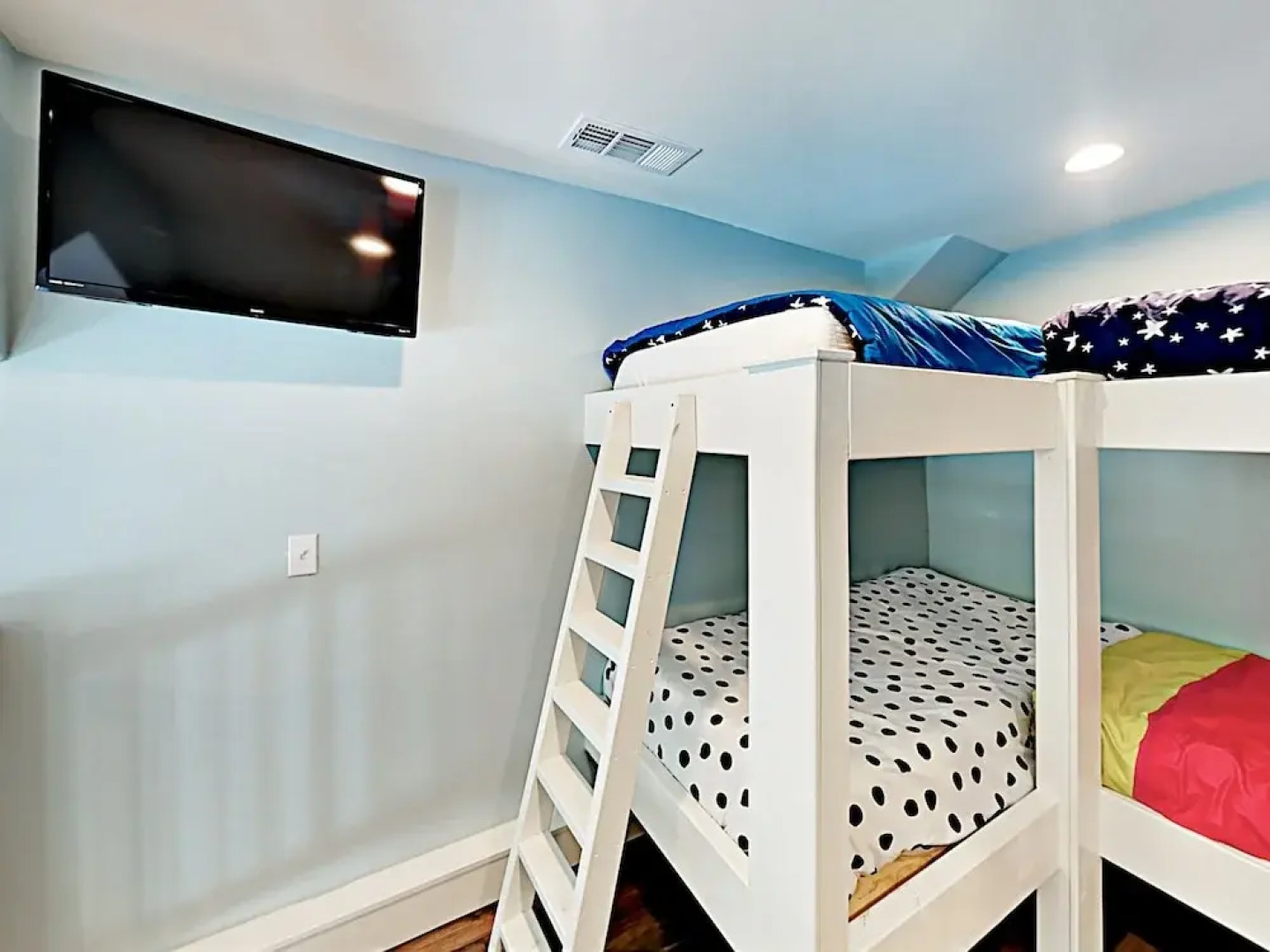 Reserve Lane Home 3 Bedrooms 2 Bathrooms Home