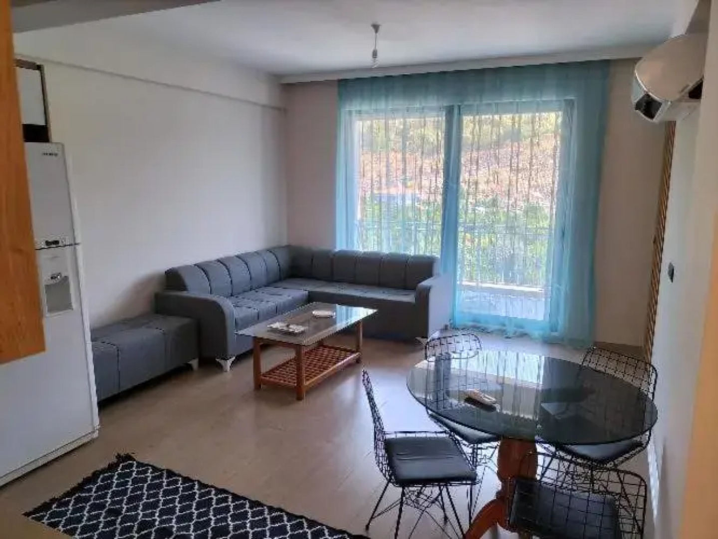 Havuz spor hamam cocukoyunalanı imkanı sunan konut