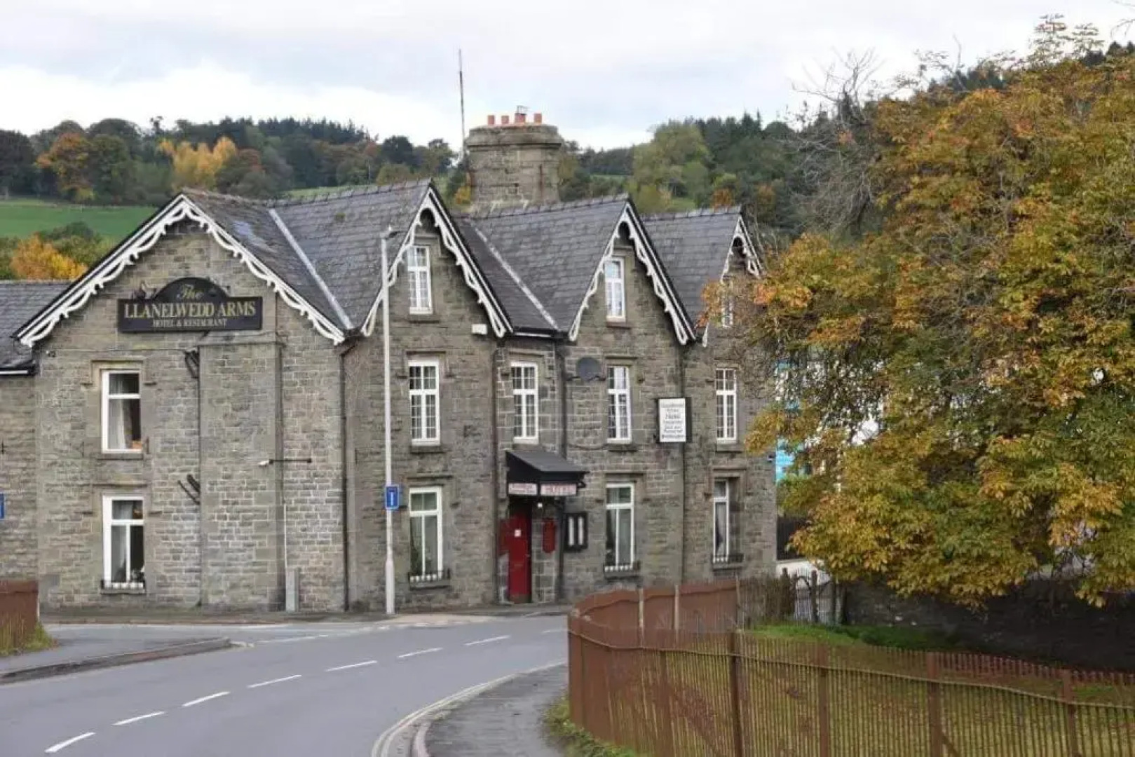 The Llanelwedd Arms Hotel